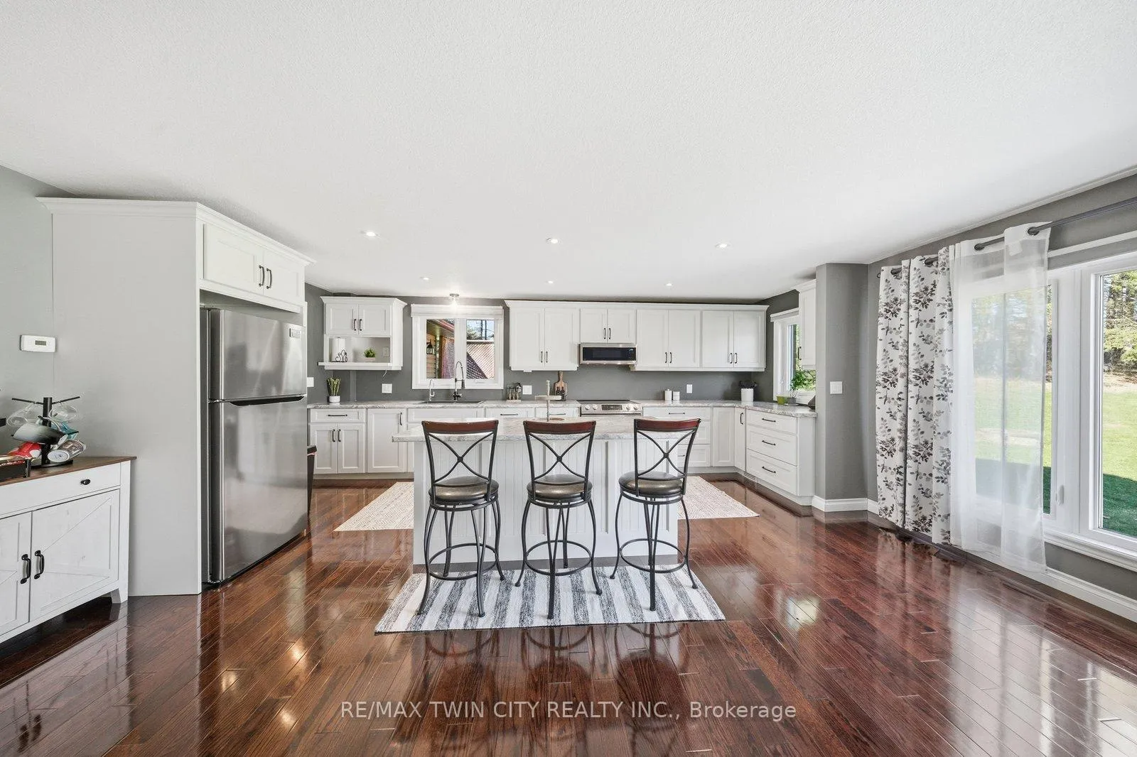Photo 29 of 25 Hammond Road, Brant, Brantford Twp — HOMEH