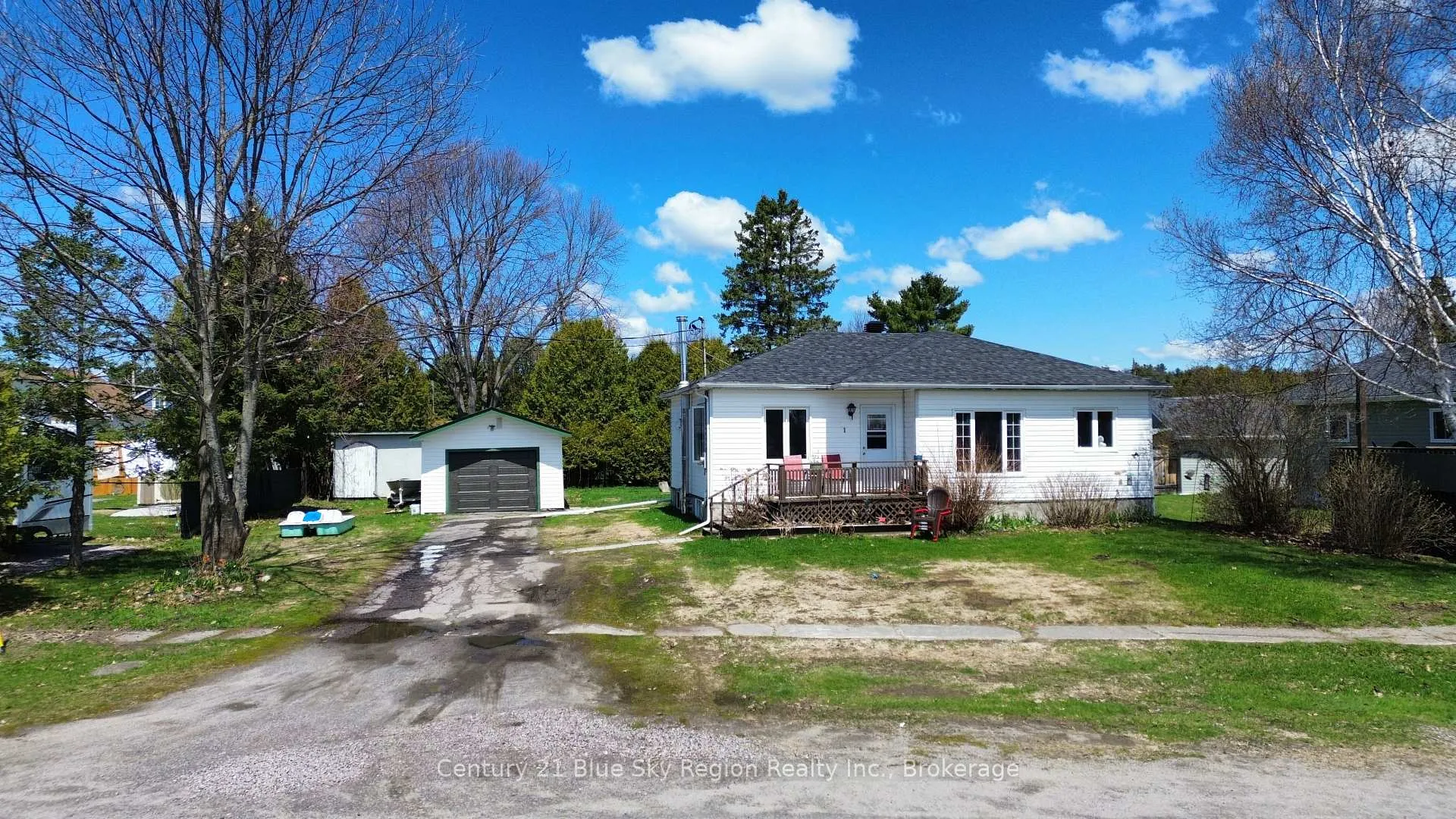 Photo 1 of 21 Gingras Avenue, West Nipissing, Verner — HOMEH