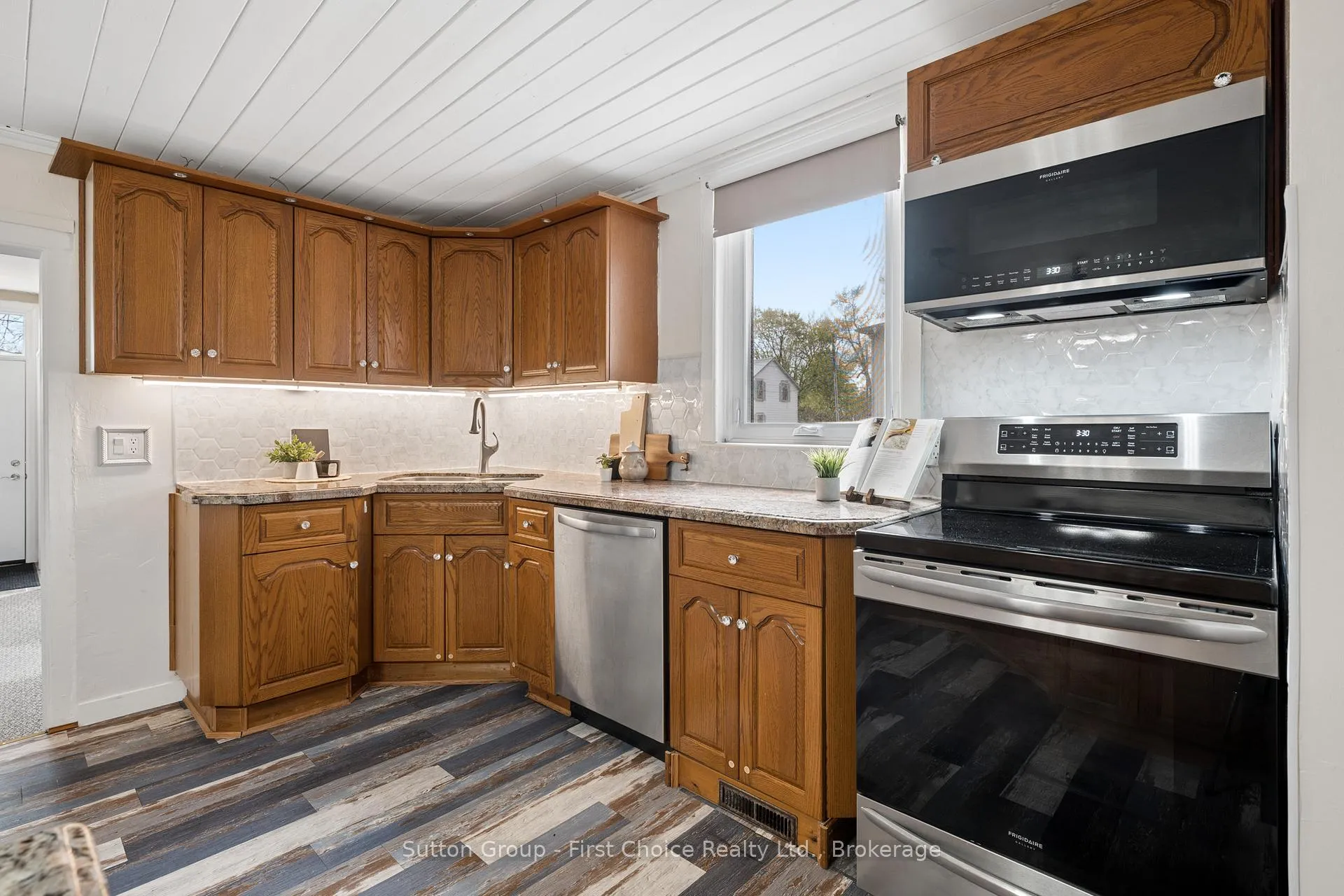 Photo 20 of 115 Legion Street, West Perth, Mitchell — HOMEH