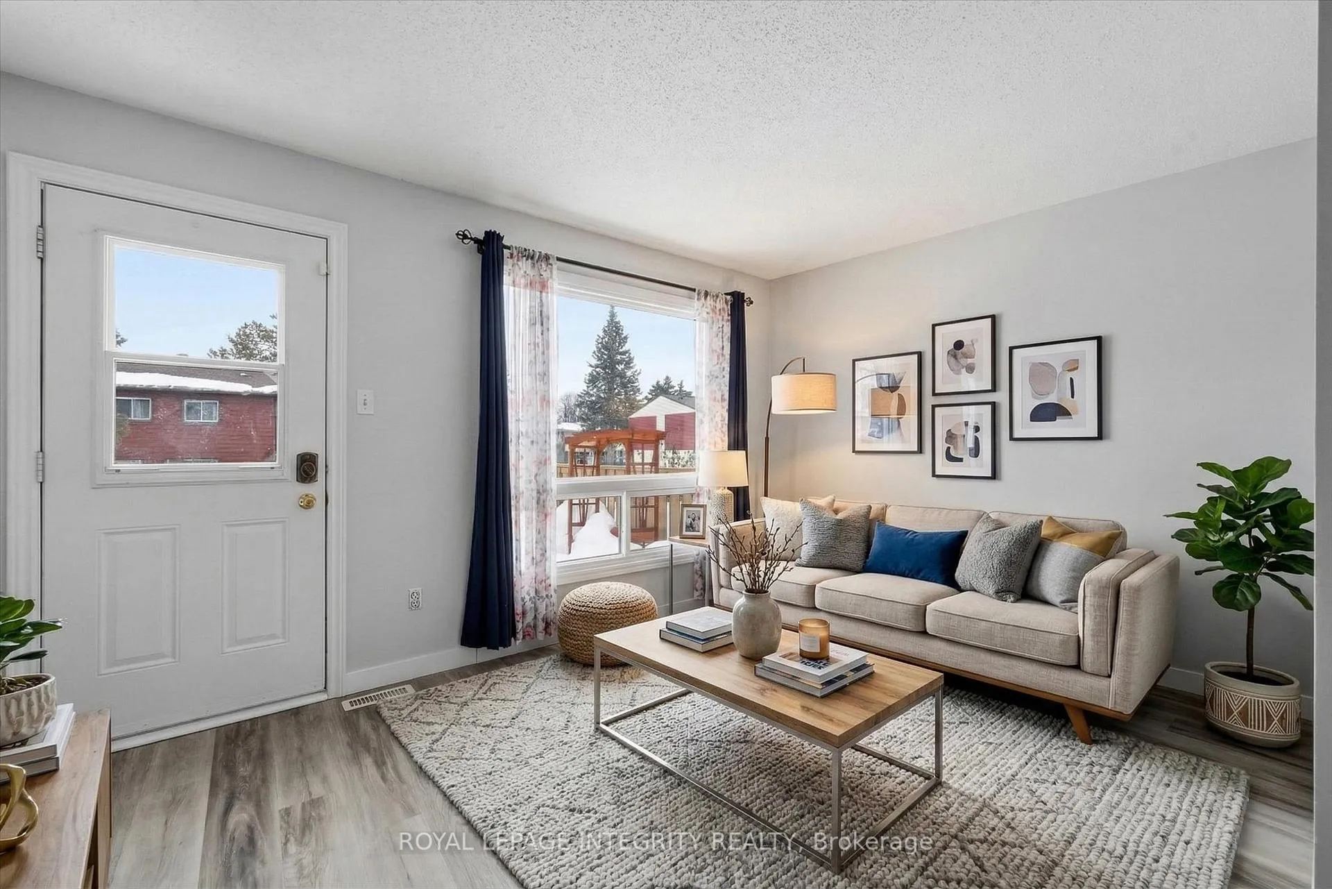 Photo 3 of 228 Millroad Way, Ottawa, Chatelaine Village — HOMEH