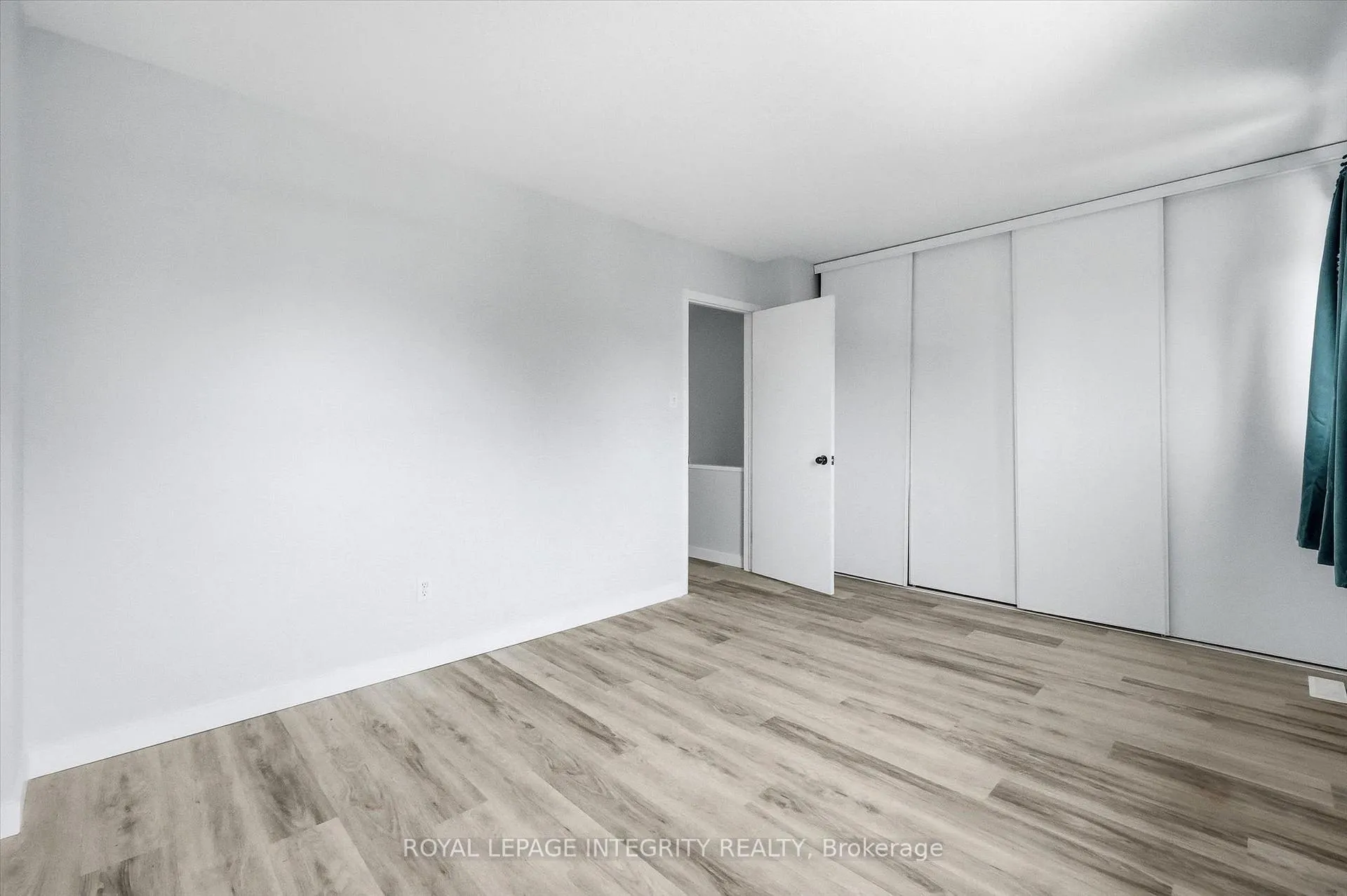 Photo 22 of 228 Millroad Way, Ottawa, Chatelaine Village — HOMEH