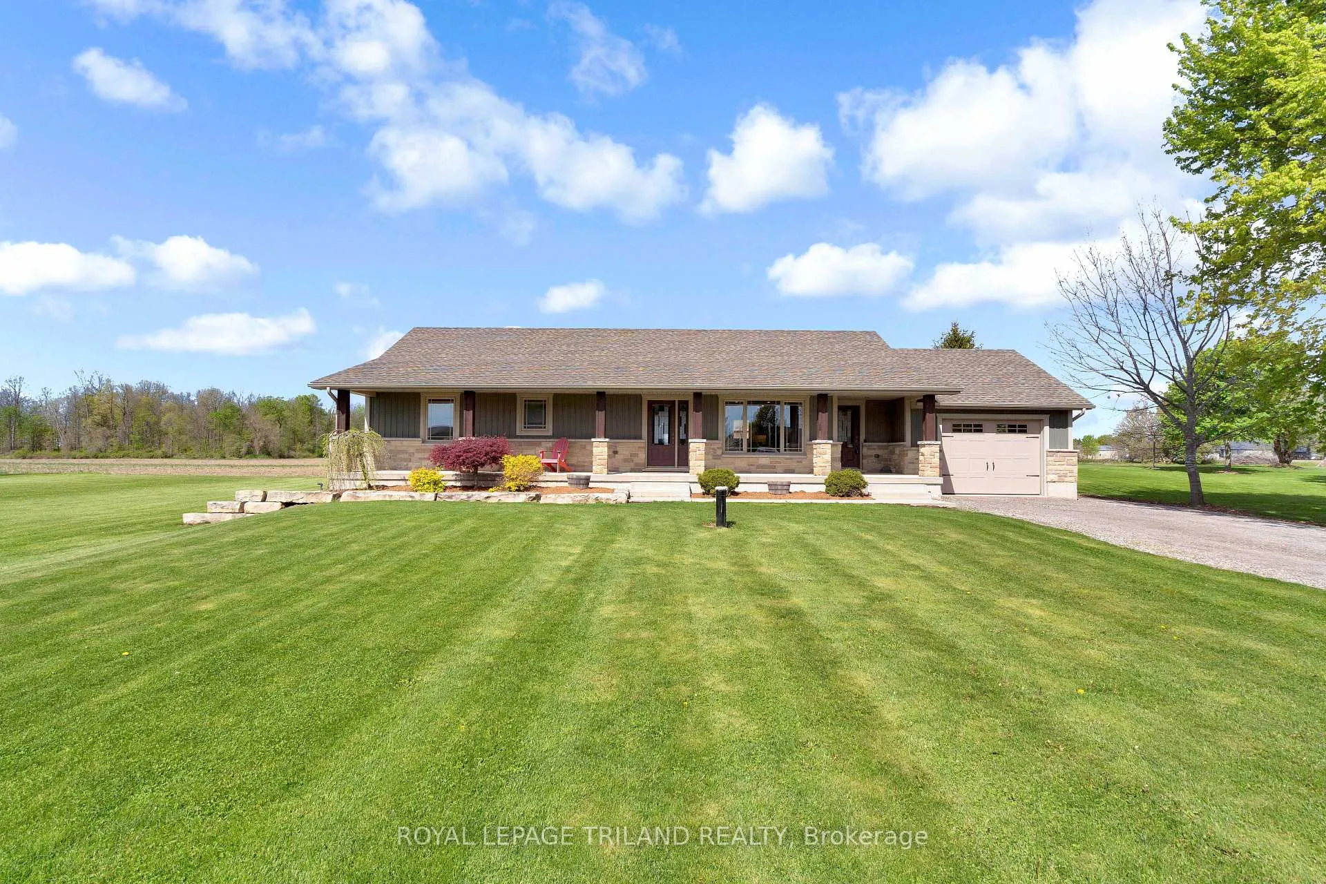 Photo 2 of 11603 Springfield Road, Aylmer — HOMEH