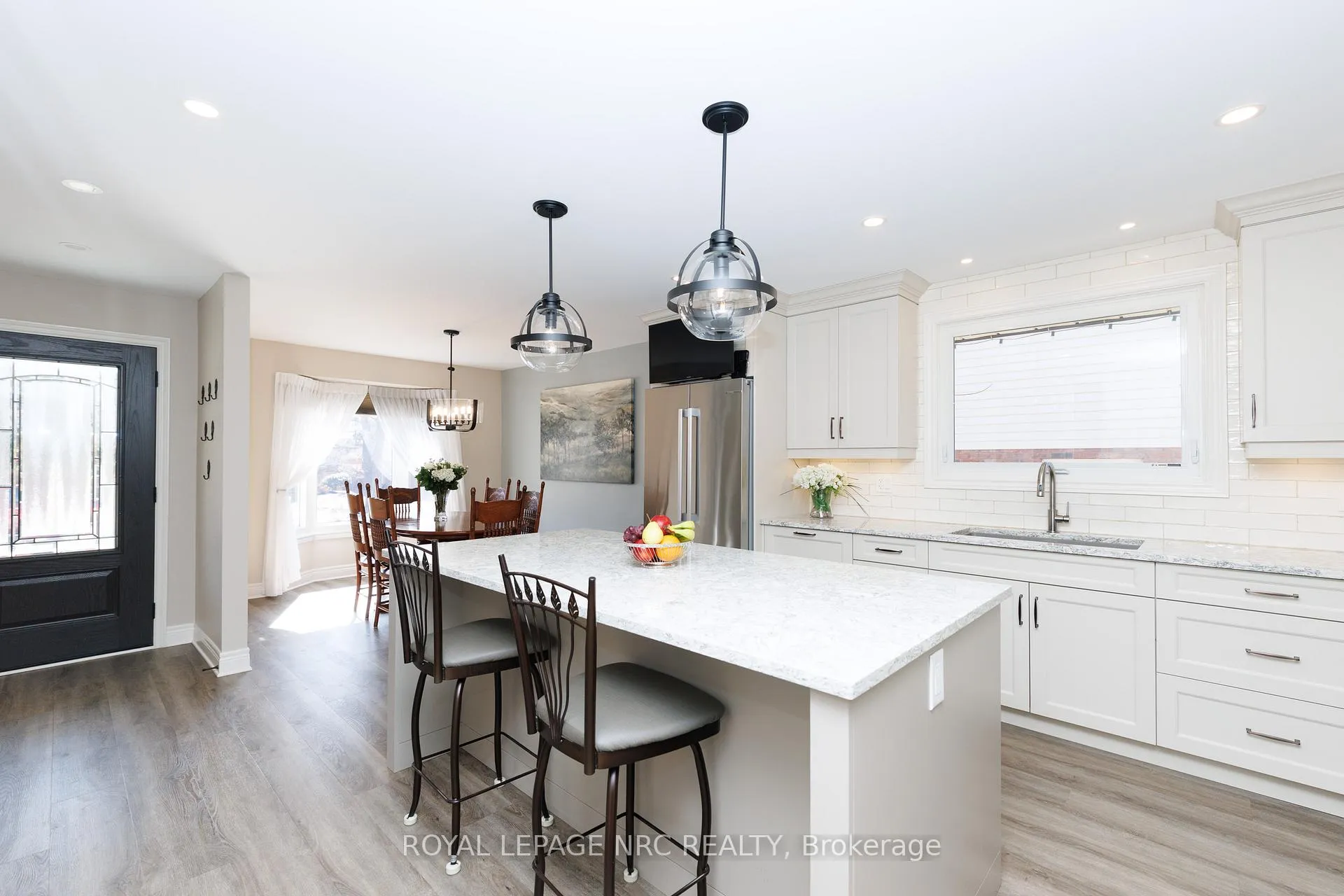 Photo 6 of 60 Millbridge Crescent, Pelham, Fonthill — HOMEH