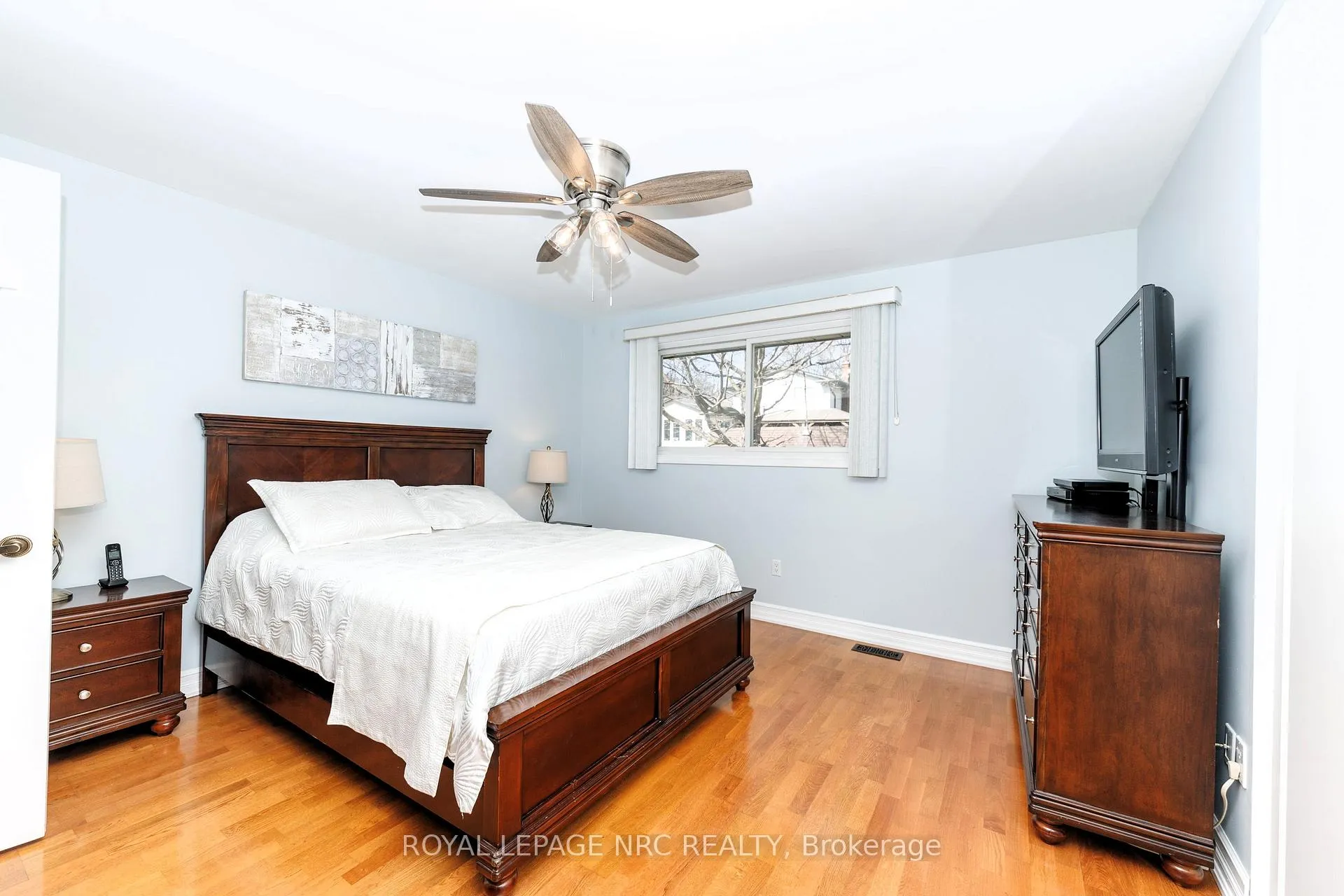 Photo 13 of 60 Millbridge Crescent, Pelham, Fonthill — HOMEH