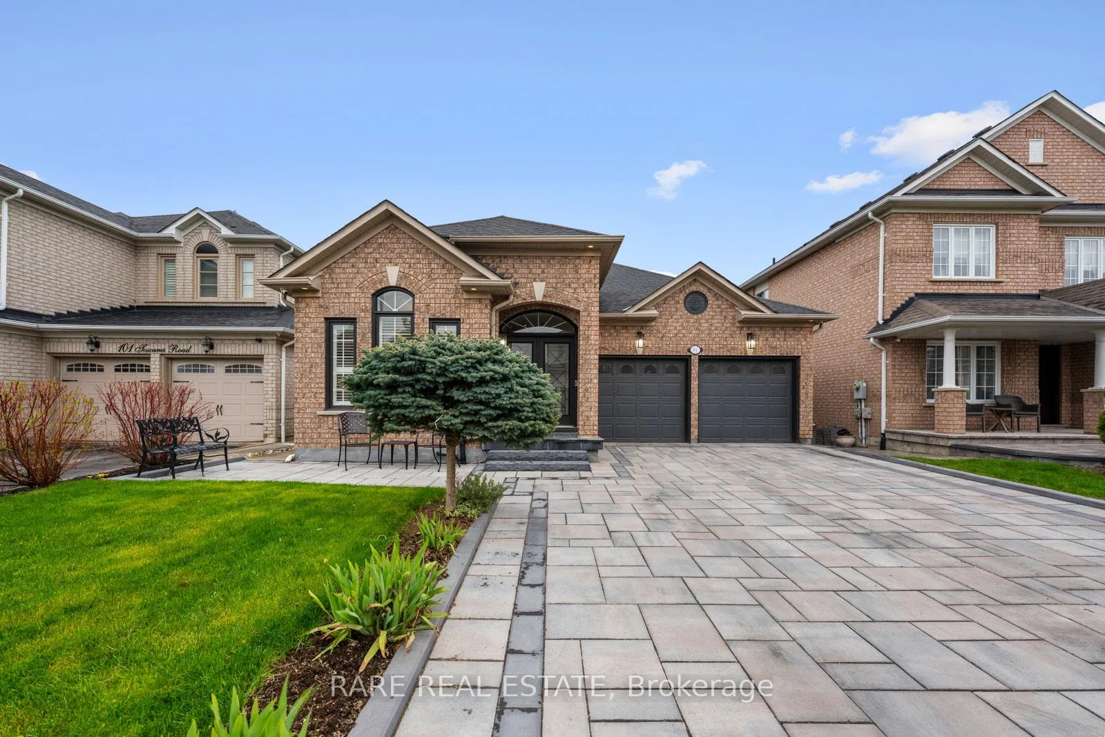 Photo 2 of 97 Toscana Road, Vaughan, Sonoma Heights — HOMEH