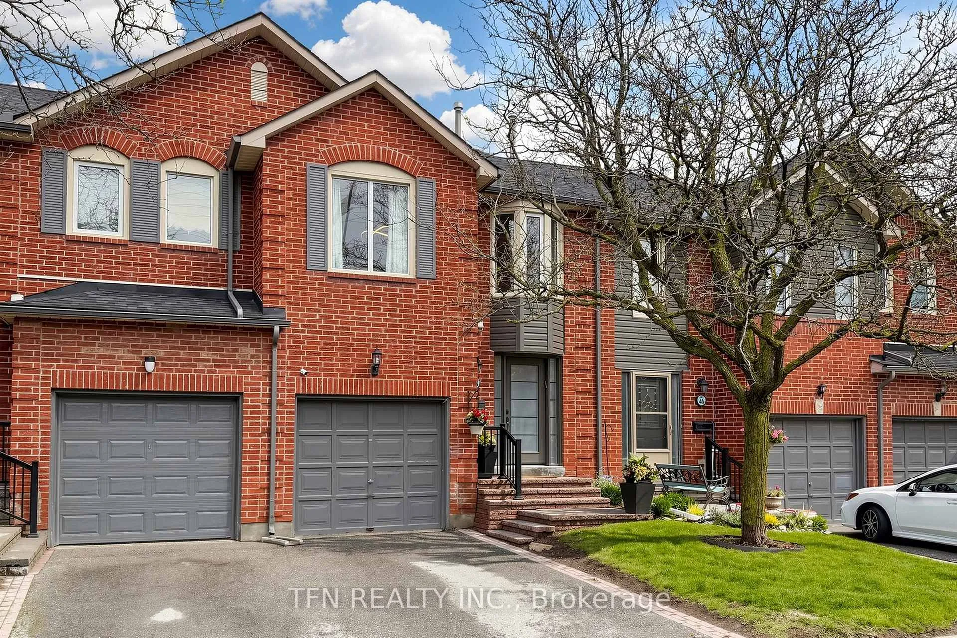Photo 2 of Unit 58, 48 Beaumont Place, Vaughan, Uplands — HOMEH