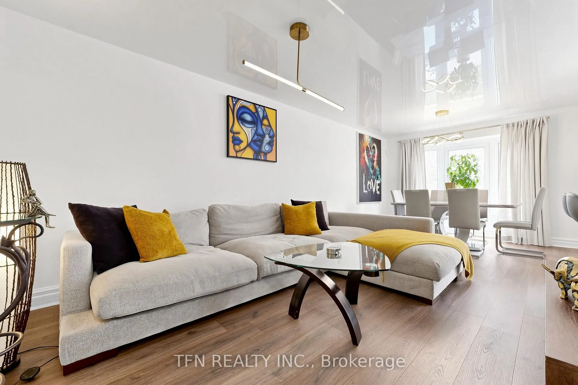 Photo 4 of Unit 58, 48 Beaumont Place, Vaughan, Uplands — HOMEH