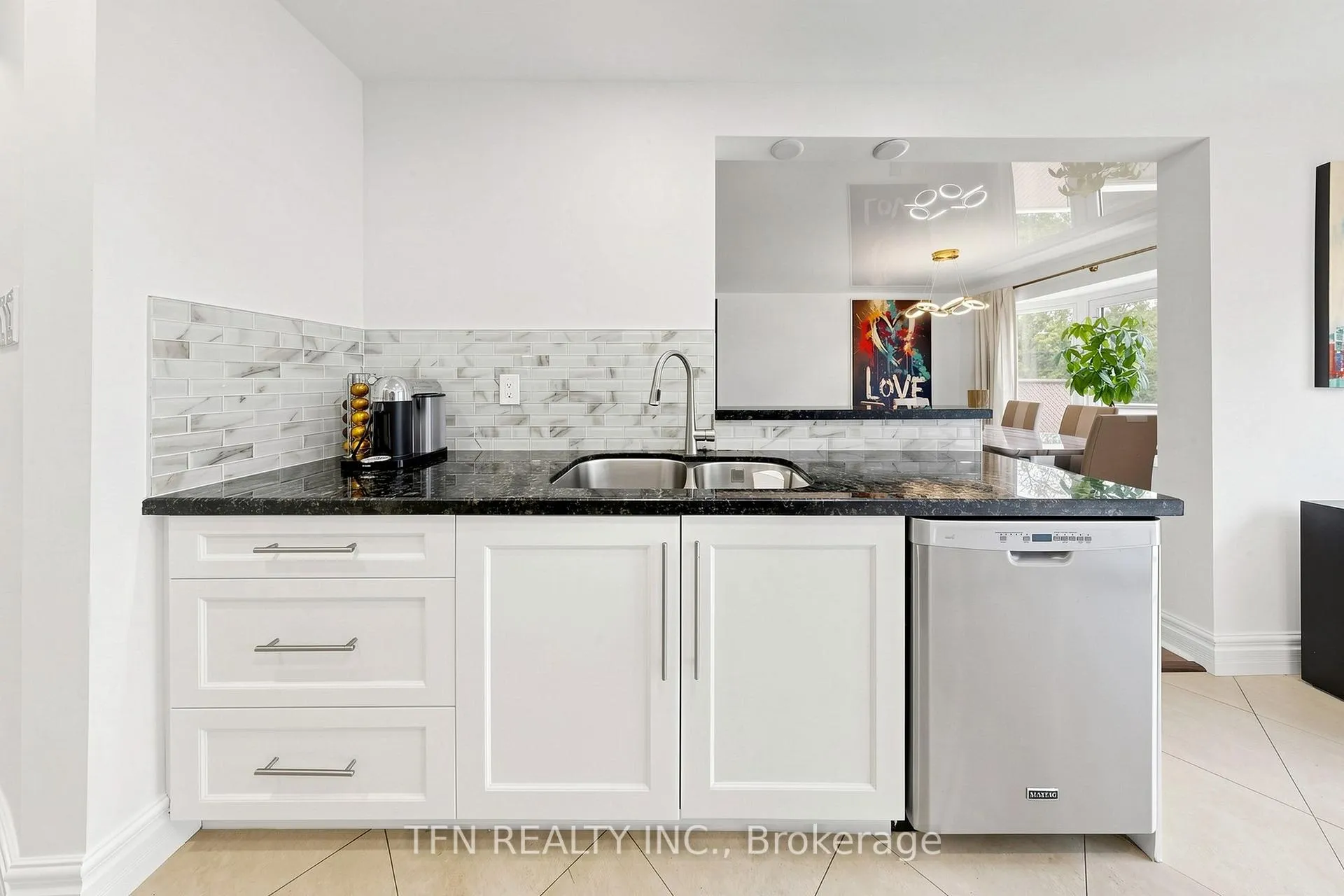 Photo 10 of Unit 58, 48 Beaumont Place, Vaughan, Uplands — HOMEH