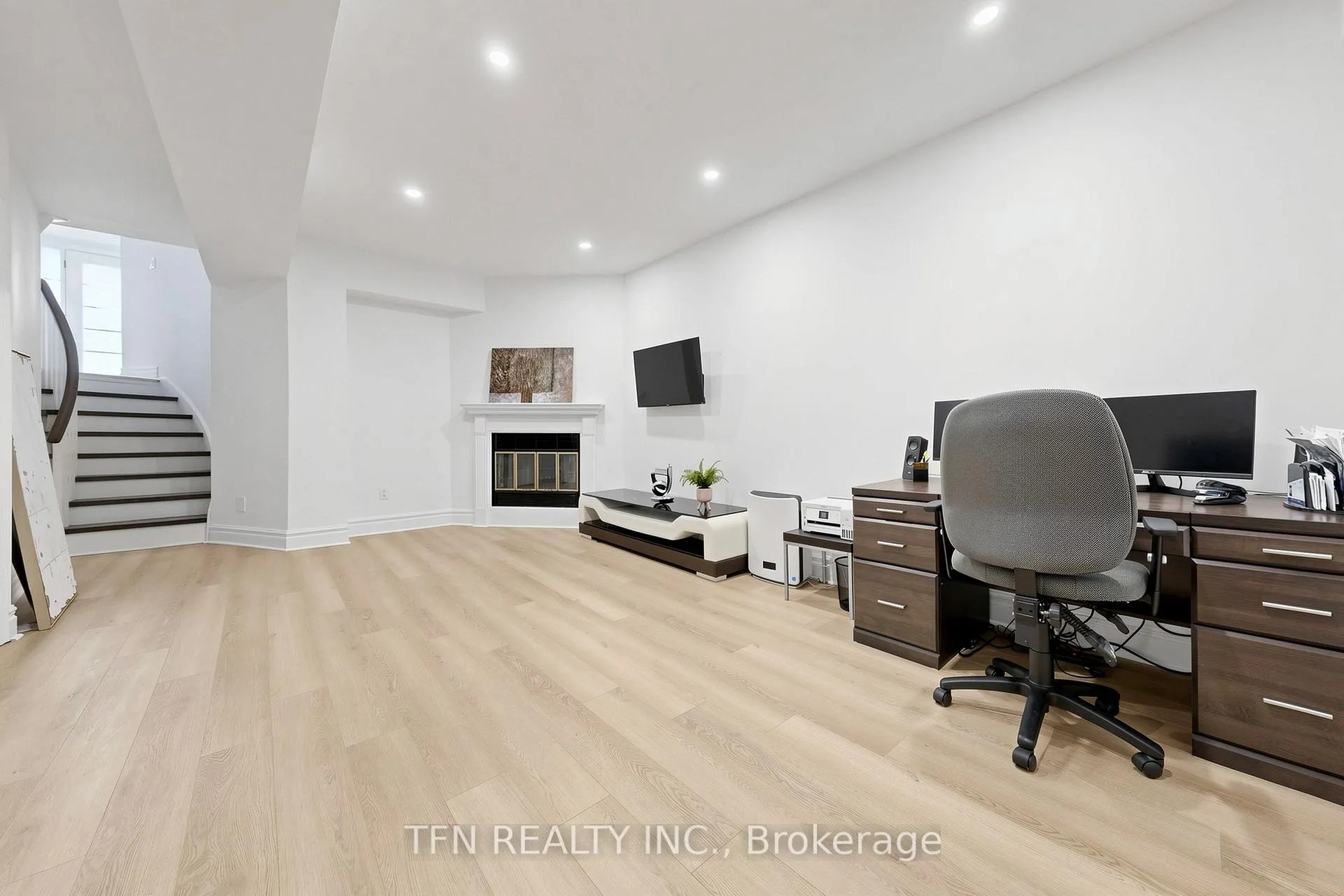 Photo 22 of Unit 58, 48 Beaumont Place, Vaughan, Uplands — HOMEH