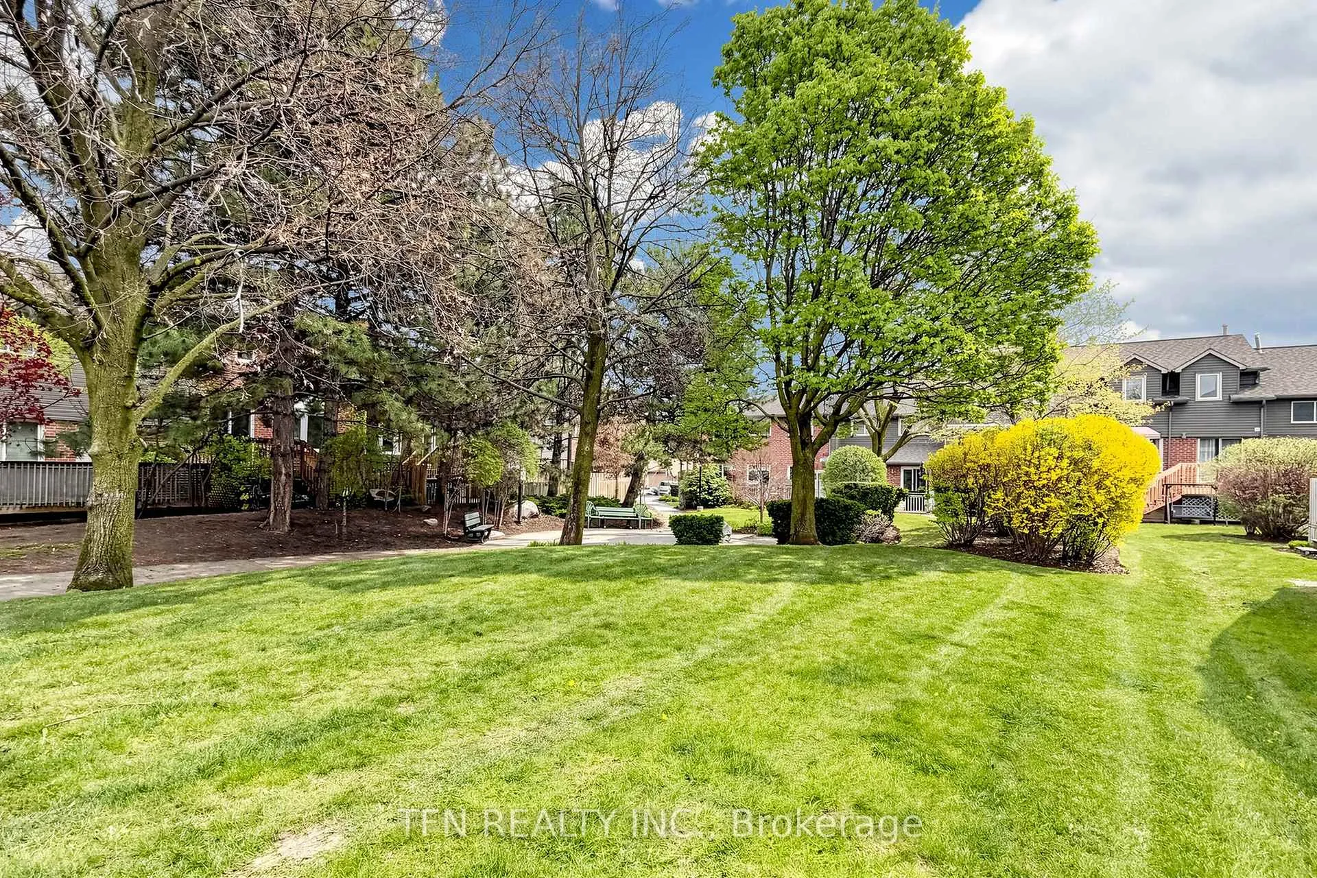 Photo 32 of Unit 58, 48 Beaumont Place, Vaughan, Uplands — HOMEH