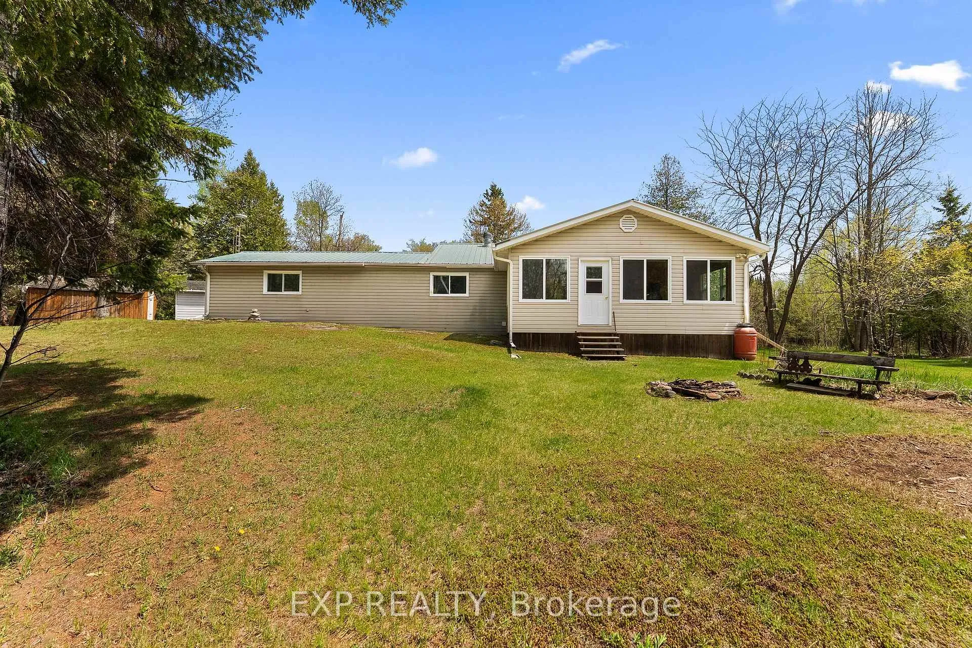 Photo 5 of 6015 Centennial Drive, Greater Madawaska — HOMEH