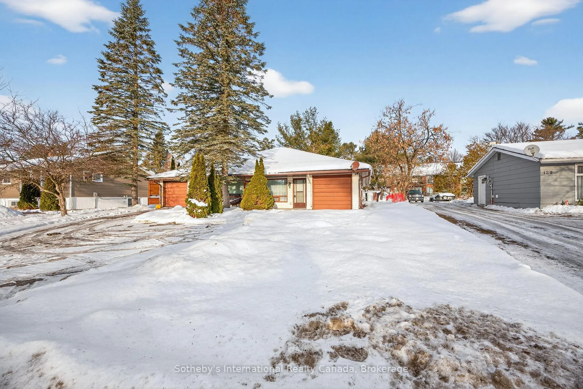Photo 4 of 125 Taylor Road, Bracebridge, Macaulay — HOMEH