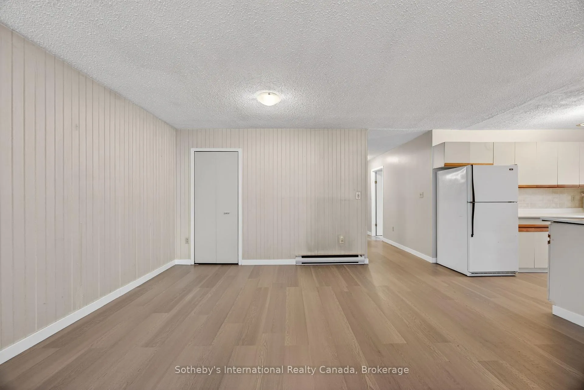 Photo 11 of 125 Taylor Road, Bracebridge, Macaulay — HOMEH