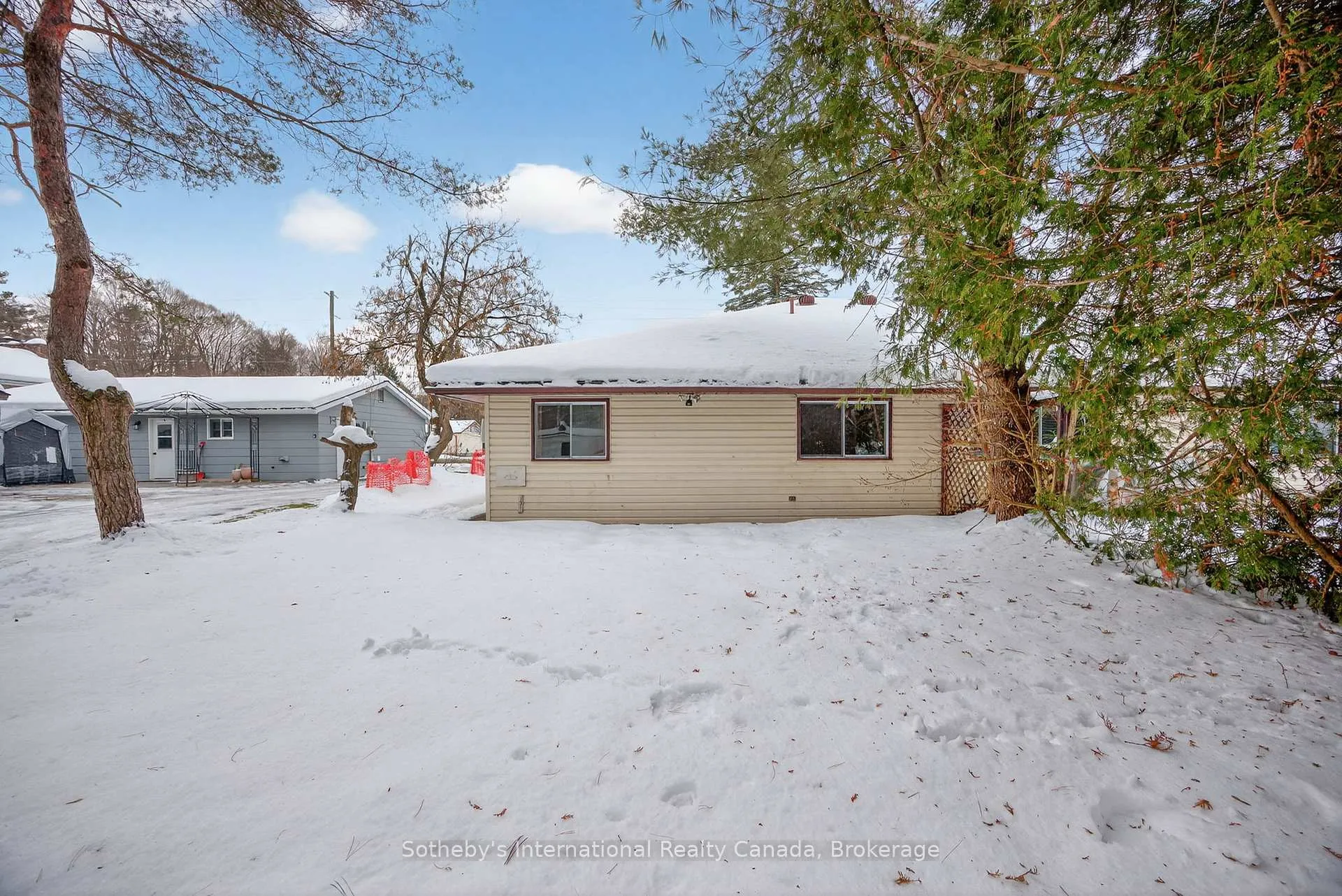 Photo 33 of 125 Taylor Road, Bracebridge, Macaulay — HOMEH