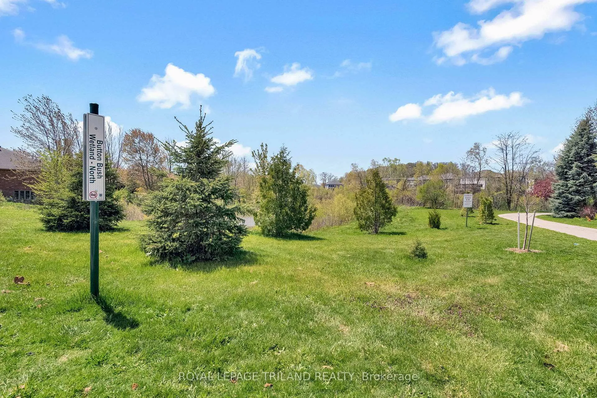 Photo 44 of 998 Gabor Street, London, South L — HOMEH