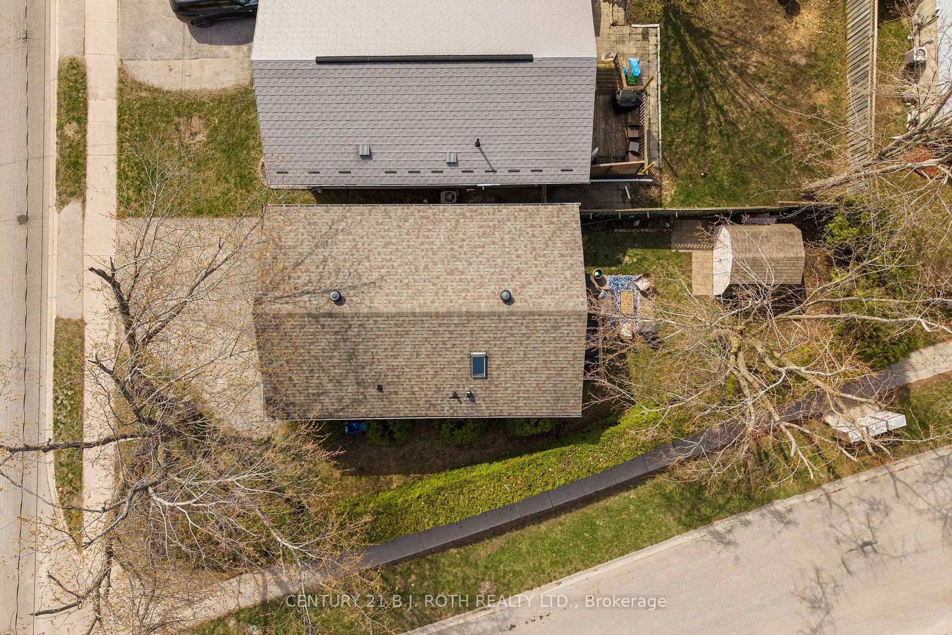 Photo 34 of 197 Westmount Drive S, Orillia — HOMEH
