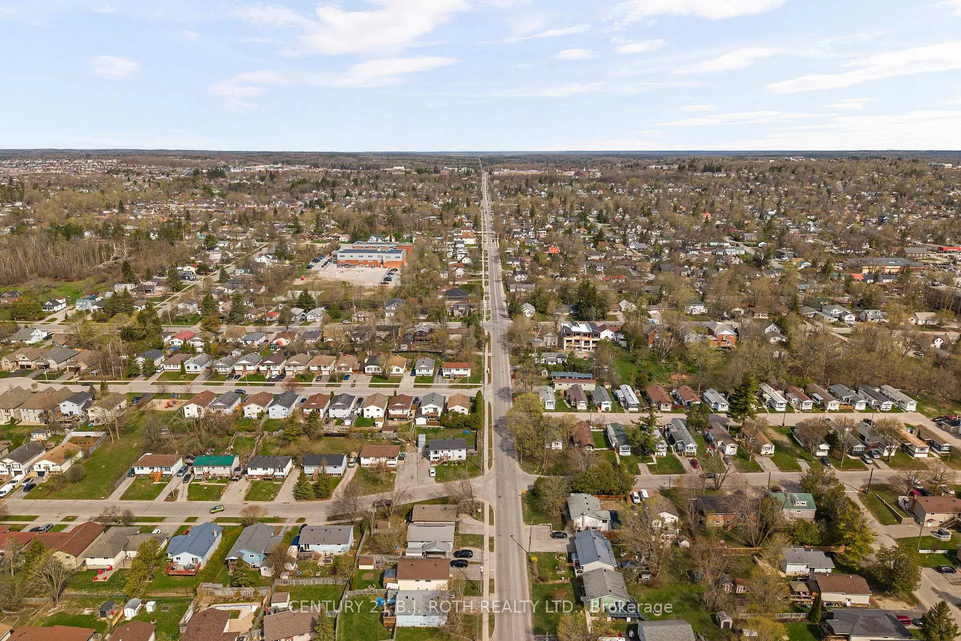 Photo 35 of 197 Westmount Drive S, Orillia — HOMEH