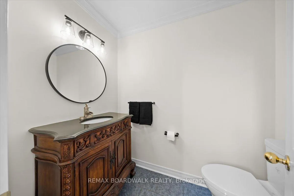 Photo 11 of 1520 Royal Orchard Drive, Ottawa, Cumberland Estates — HOMEH
