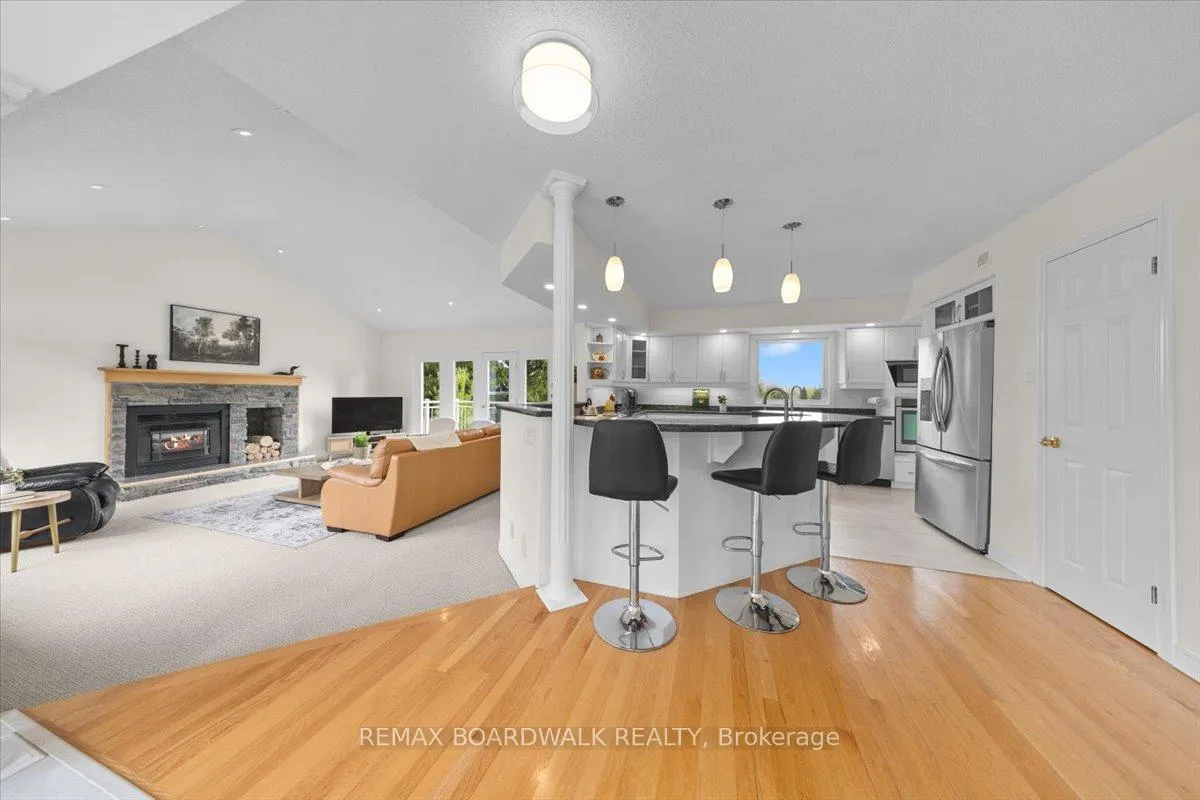Photo 17 of 1520 Royal Orchard Drive, Ottawa, Cumberland Estates — HOMEH