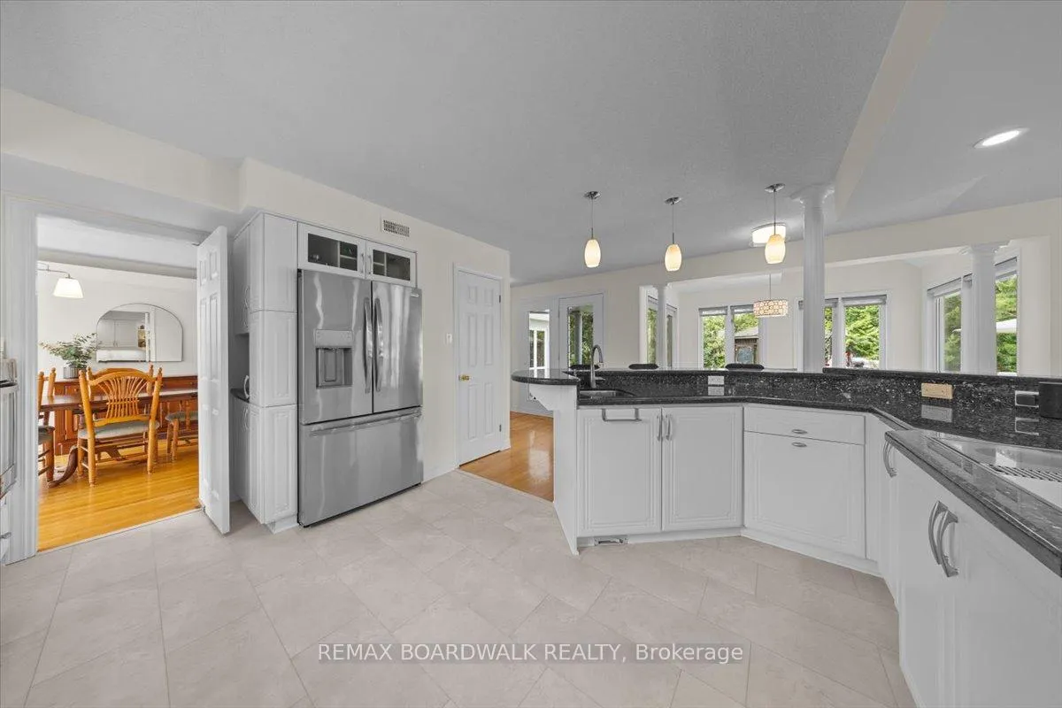 Photo 20 of 1520 Royal Orchard Drive, Ottawa, Cumberland Estates — HOMEH