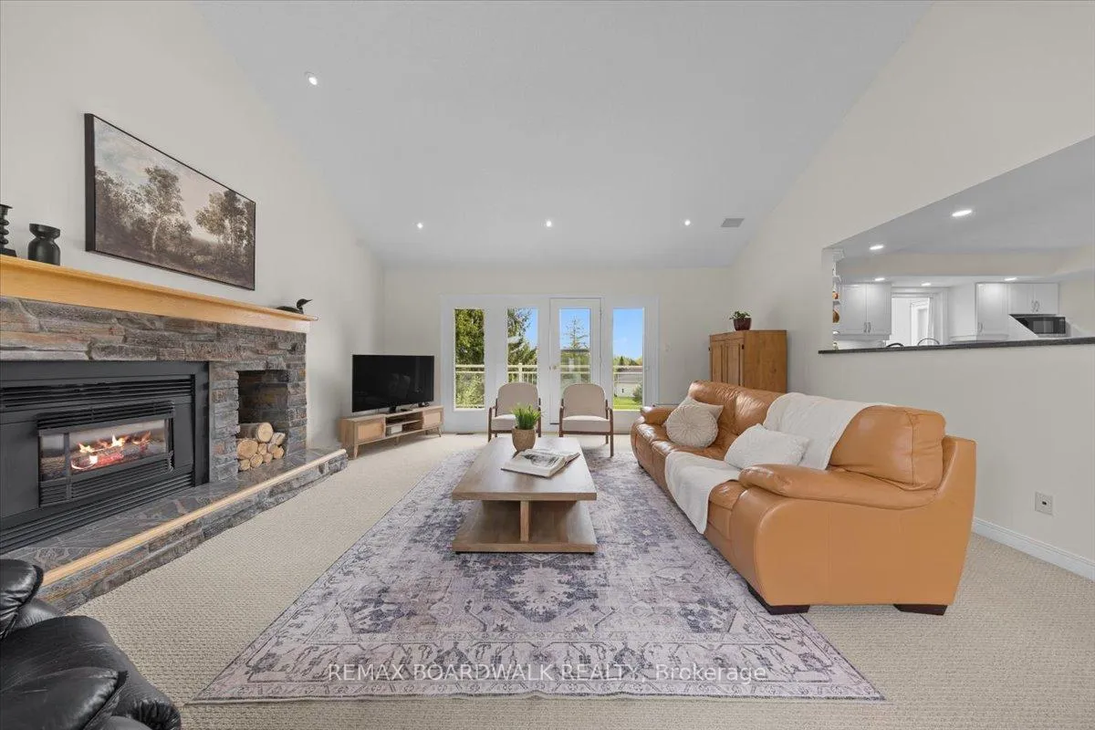 Photo 27 of 1520 Royal Orchard Drive, Ottawa, Cumberland Estates — HOMEH