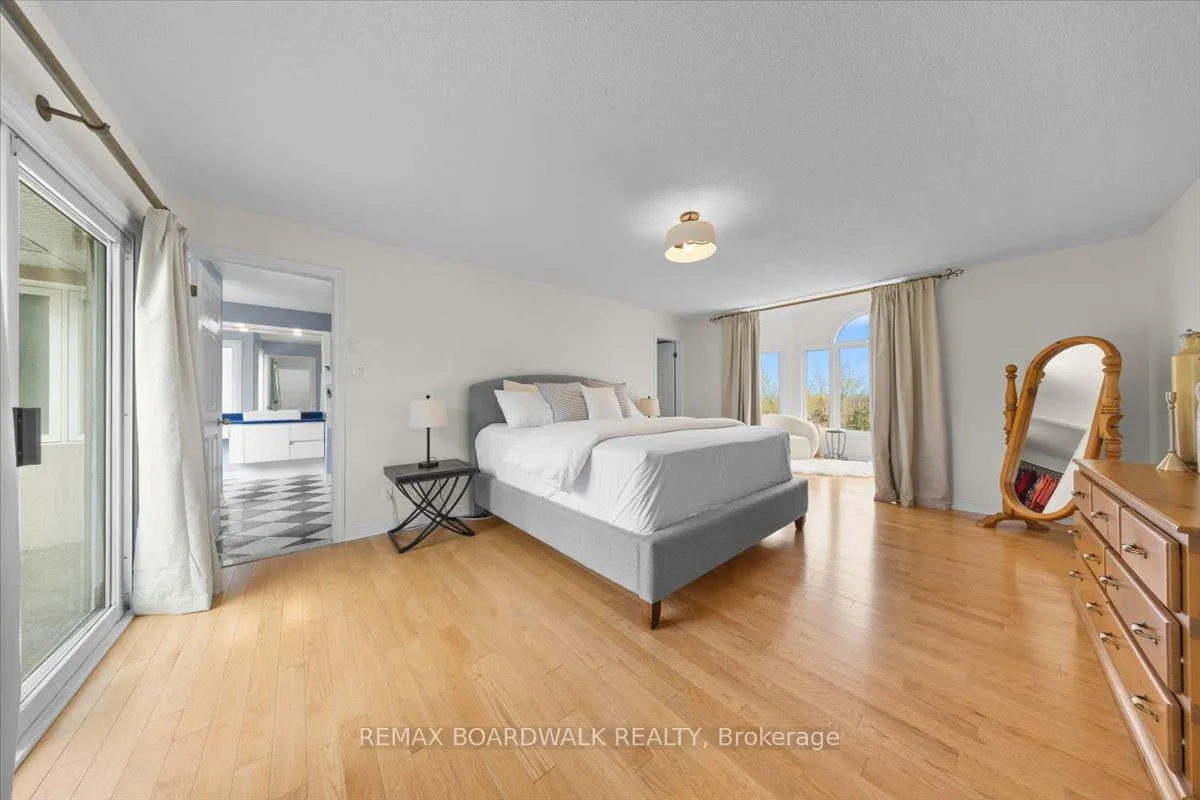 Photo 30 of 1520 Royal Orchard Drive, Ottawa, Cumberland Estates — HOMEH
