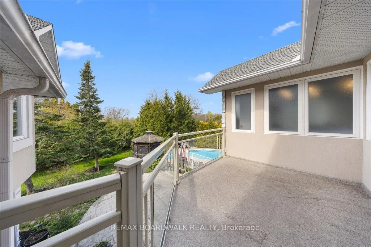 Photo 33 of 1520 Royal Orchard Drive, Ottawa, Cumberland Estates — HOMEH