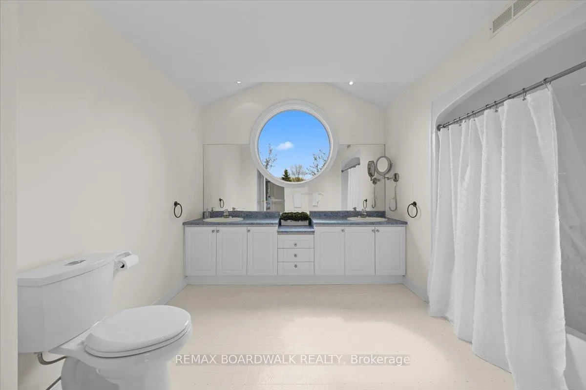 Photo 39 of 1520 Royal Orchard Drive, Ottawa, Cumberland Estates — HOMEH
