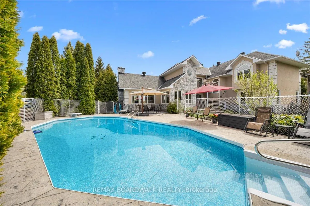 Photo 44 of 1520 Royal Orchard Drive, Ottawa, Cumberland Estates — HOMEH
