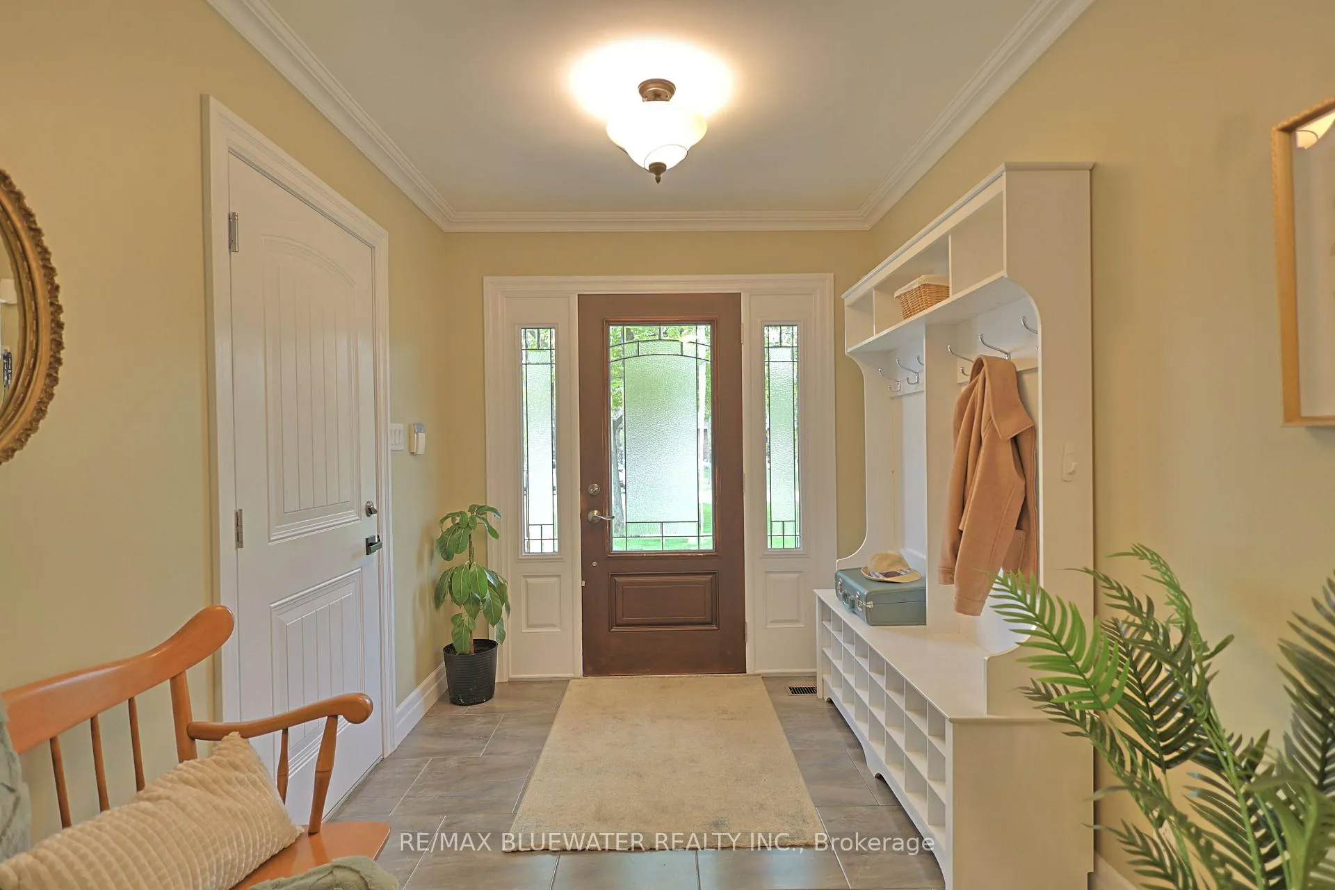 Photo 11 of 6436 Robert Avenue, Lambton Shores — HOMEH