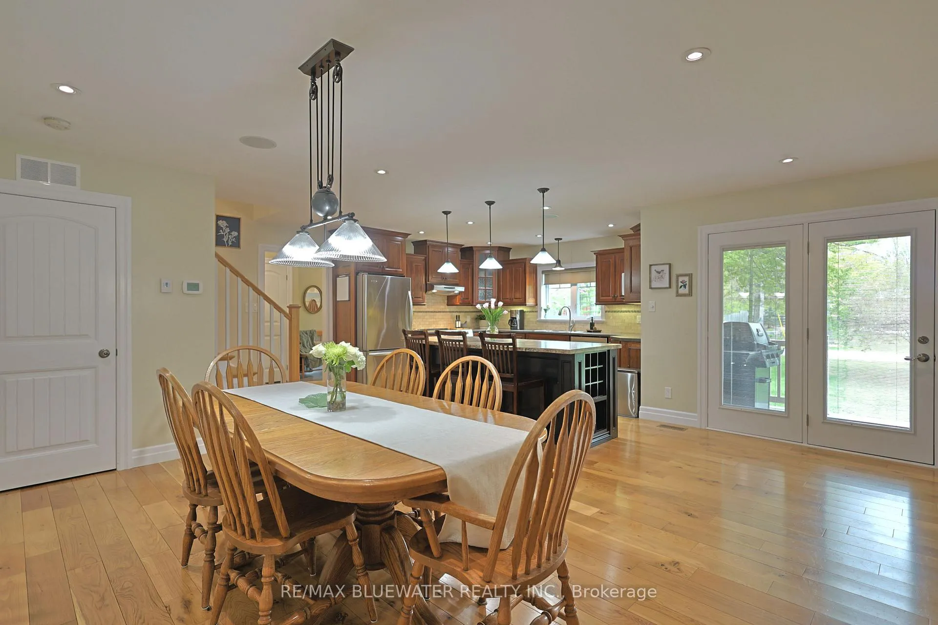 Photo 22 of 6436 Robert Avenue, Lambton Shores — HOMEH