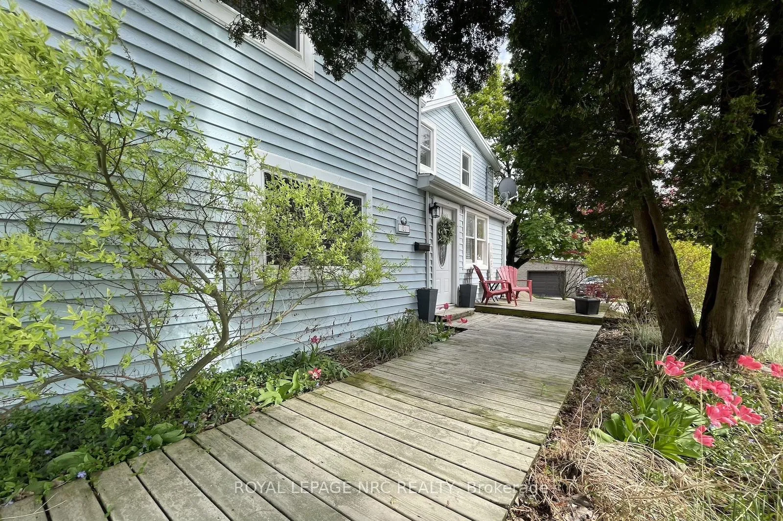 Front of 1 John Avenue