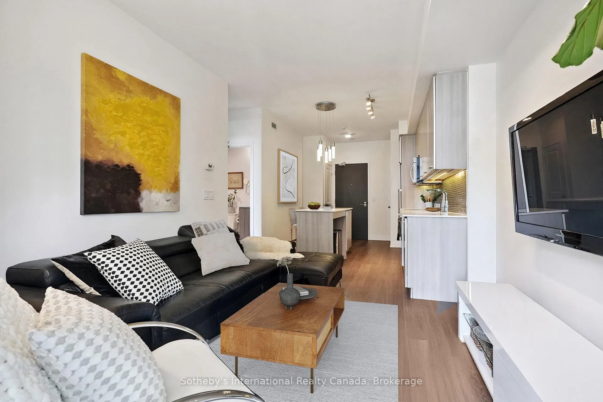Photo 5 of Unit 903, 105 George Street, Toronto, Moss Park — HOMEH