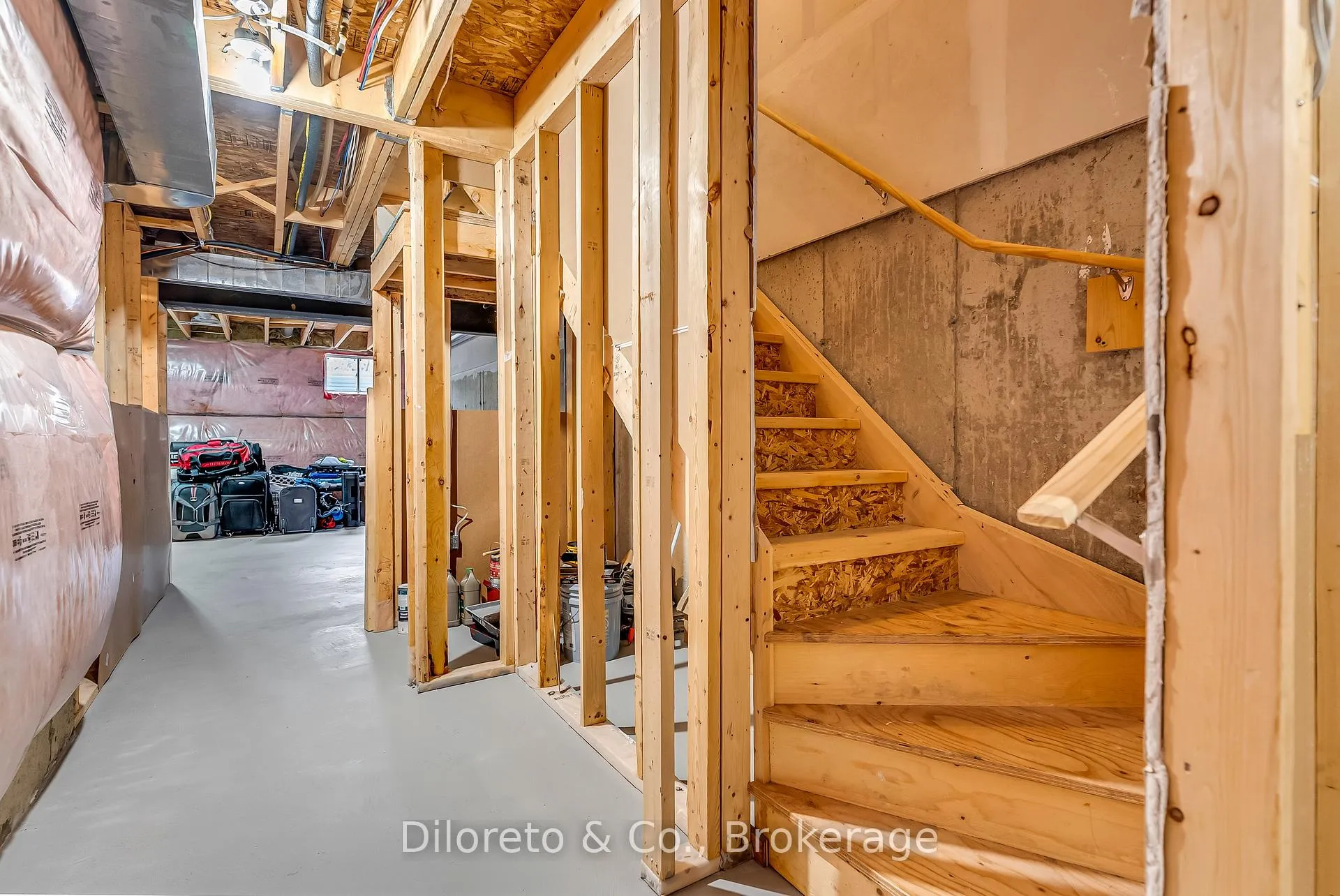 Photo 36 of 158 Law Drive, Guelph, Grange Road — HOMEH