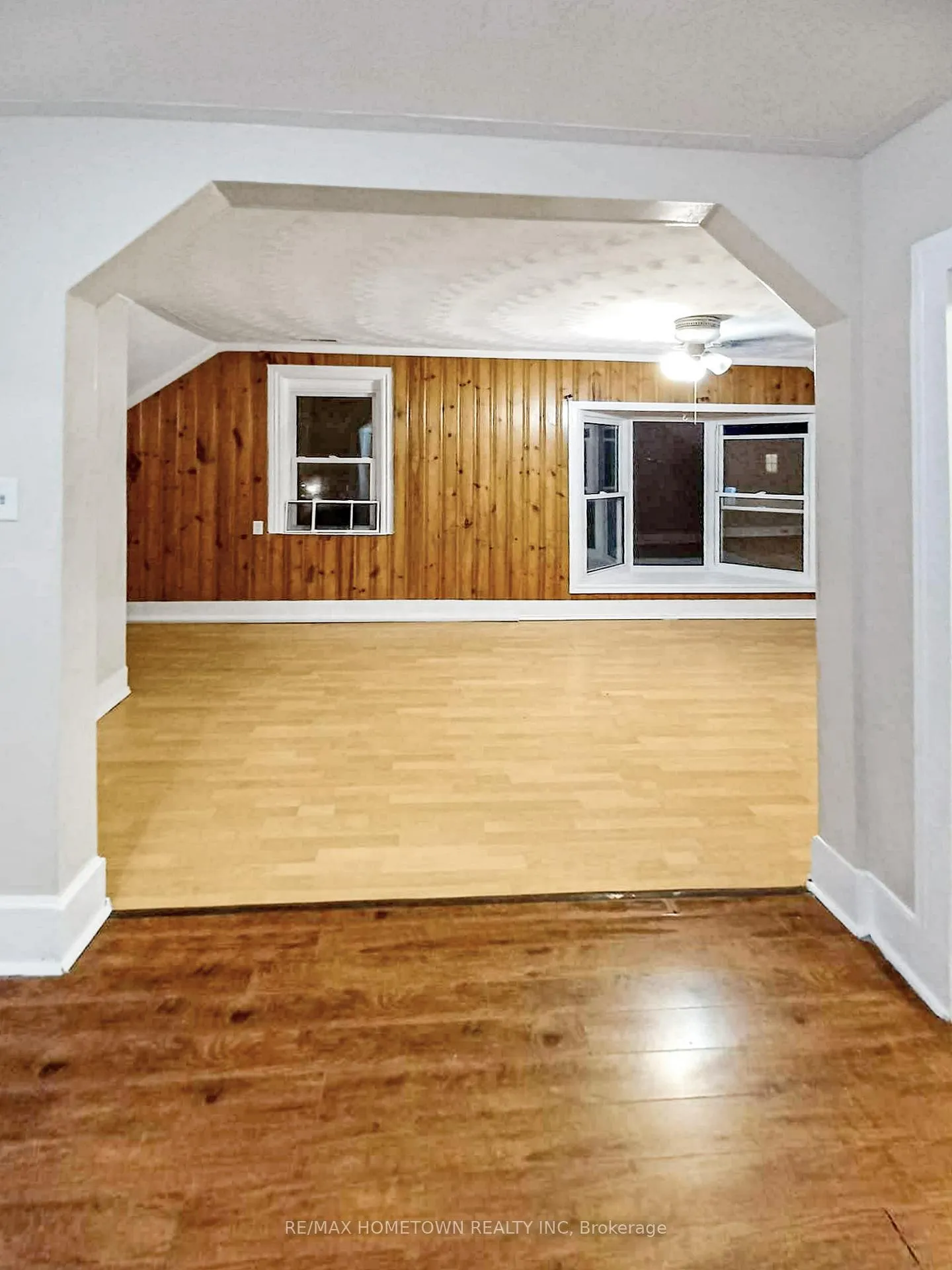 Photo 10 of 5 Robinson Avenue, Smiths Falls — HOMEH