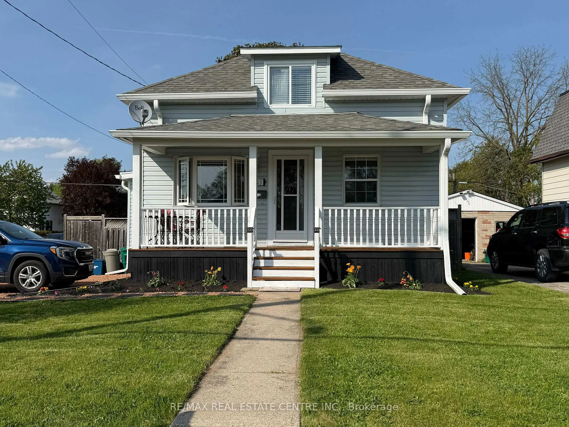 Front of 123 Norfolk Avenue