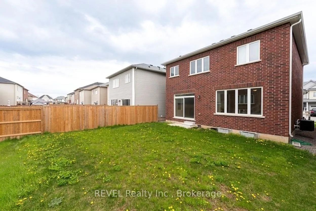 Photo 35 of 9 Beatty Avenue, Thorold, Hurricane/Merrittville — HOMEH
