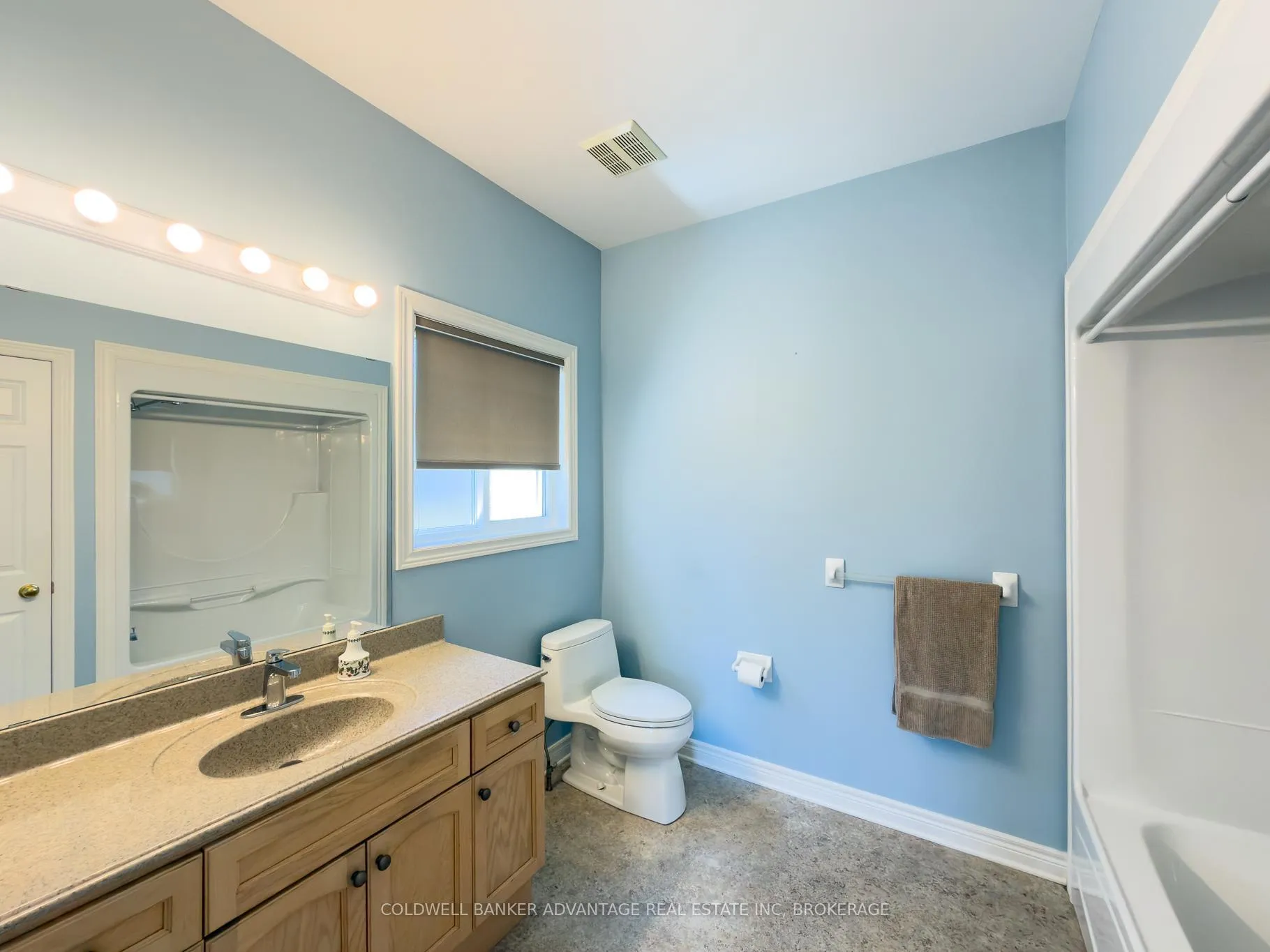 Photo 21 of 32 Michaela Crescent, Pelham, Fonthill — HOMEH