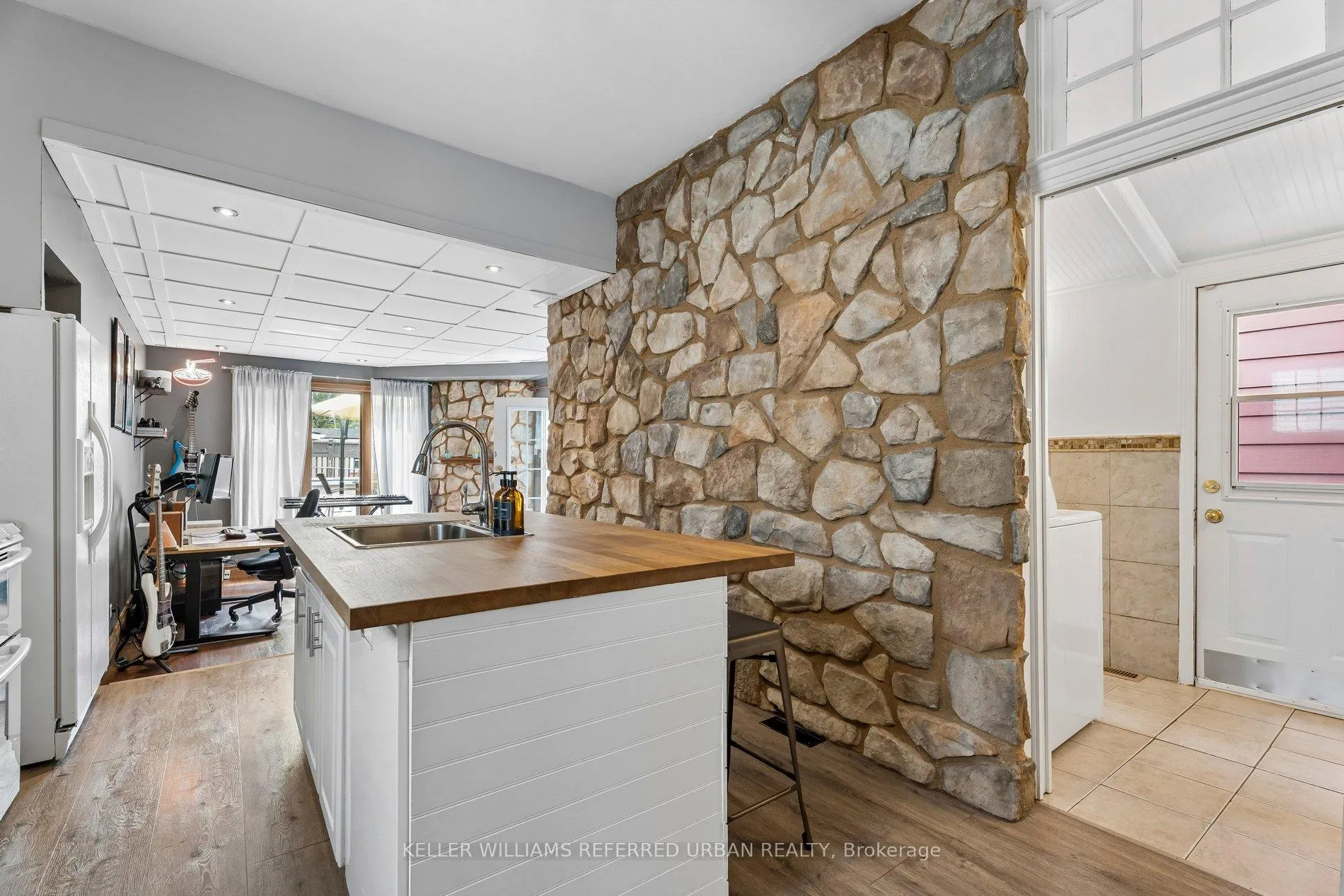 Photo 23 of 84 Smith Avenue, Hamilton, Landsdale — HOMEH