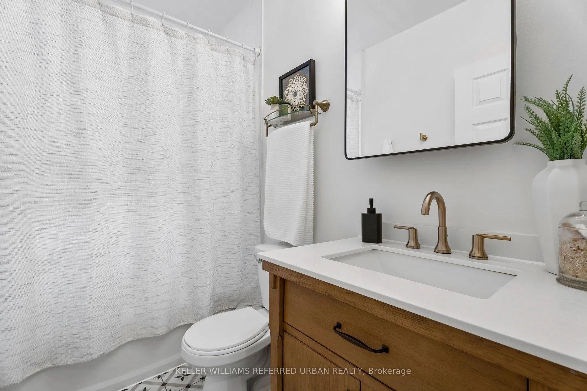 Photo 34 of 84 Smith Avenue, Hamilton, Landsdale — HOMEH