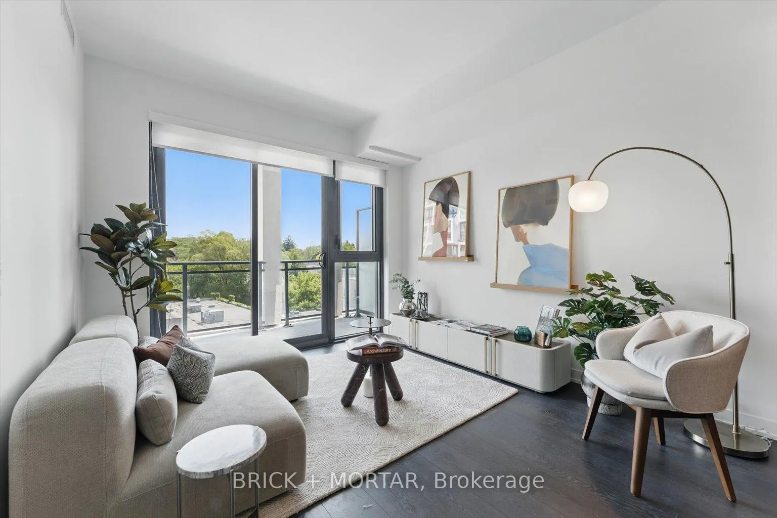 Photo of Unit 406, 1 Hillsdale Avenue W