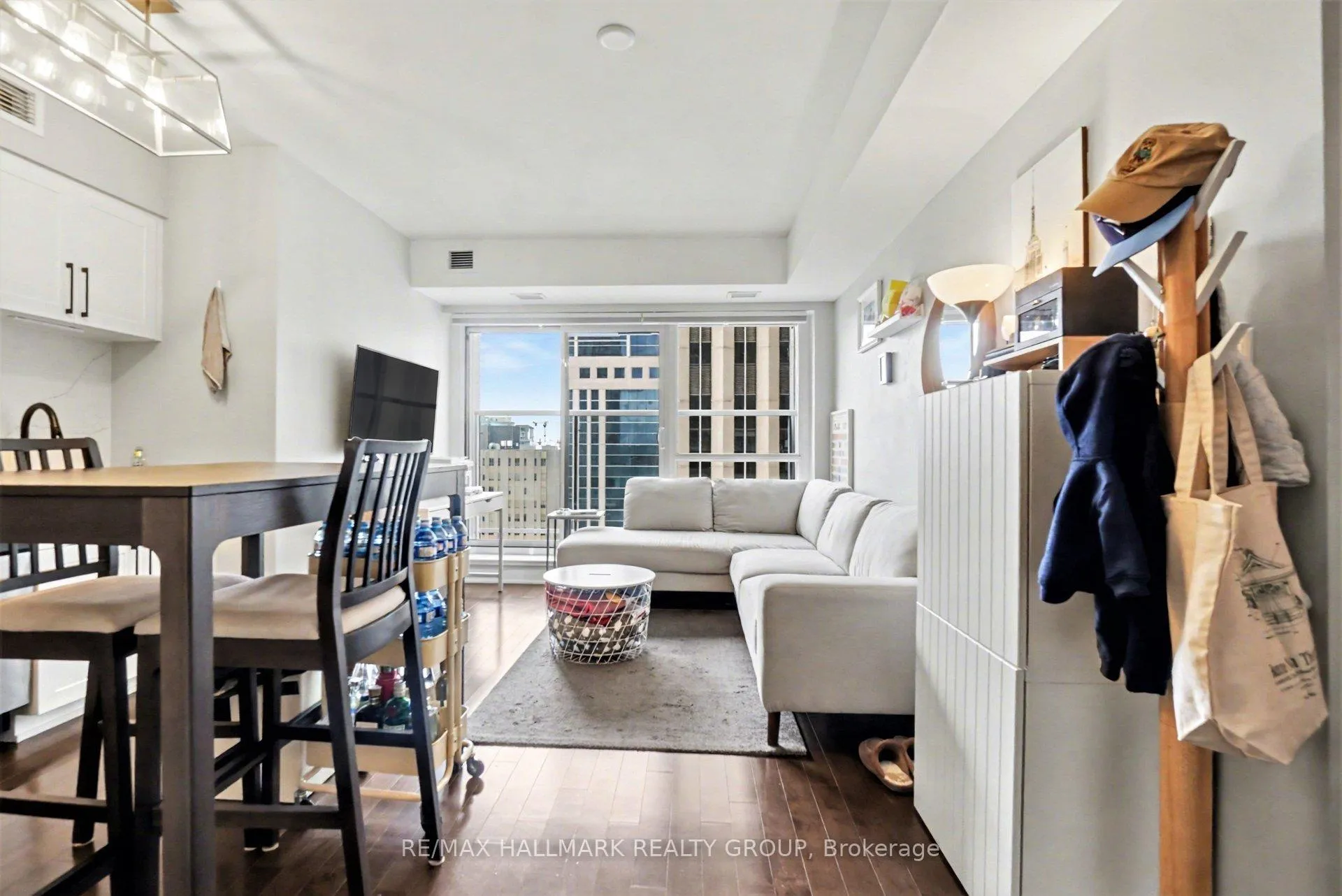 Photo 9 of Unit 1502, 40 Nepean Street, Ottawa, Ottawa Centre — HOMEH
