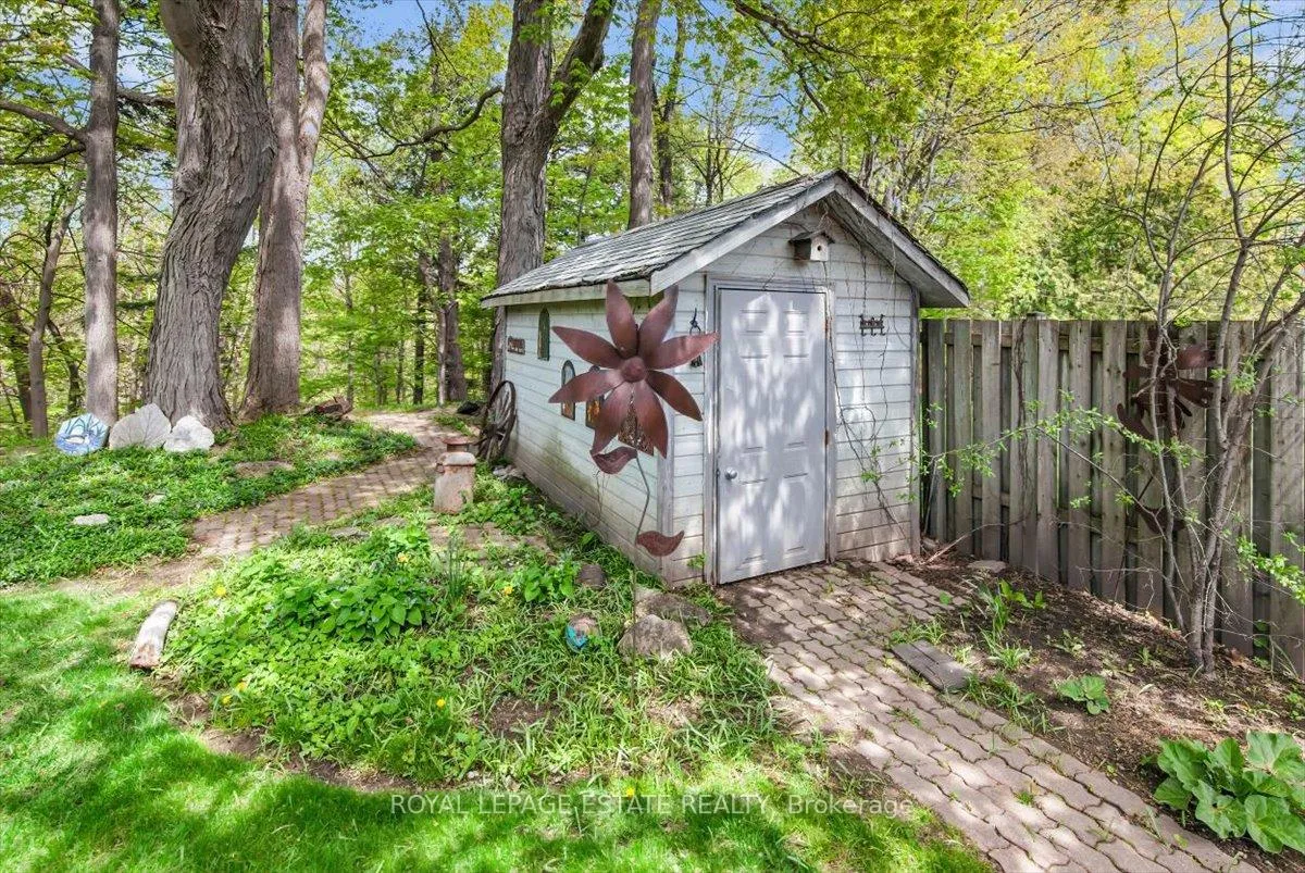 Photo 40 of 103 Pegasus Trail, Scarborough, Woburn — HOMEH
