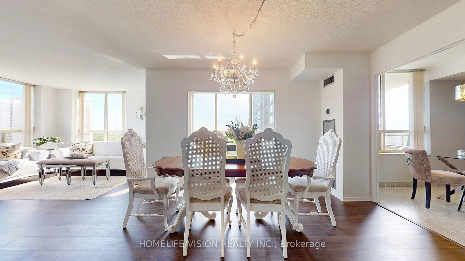 Photo 4 of Unit 1706, 205 Wynford Drive, Toronto, Flemingdon Park — HOMEH