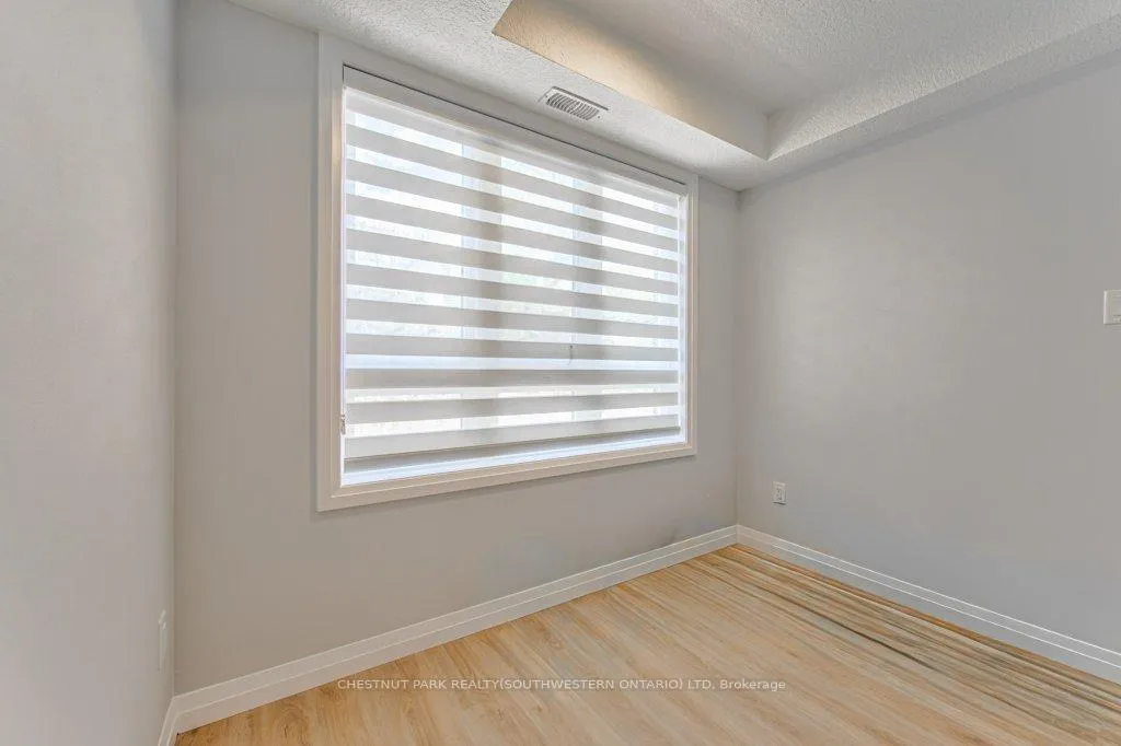 Photo 13 of Unit B11, 410 Northfield Drive, Waterloo, Colonial Acres — HOMEH