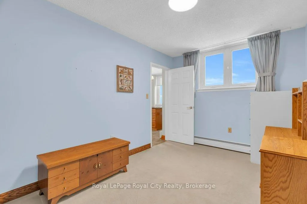 Photo 19 of Unit 614, 19 Woodlawn Road E, Guelph, Riverside Park — HOMEH
