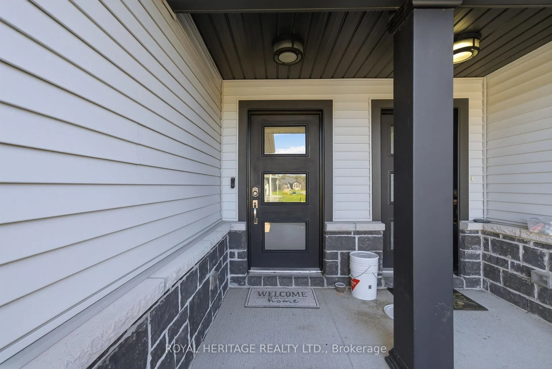 Photo 4 of 33 Dewal Place, Belleville, Belleville Ward — HOMEH