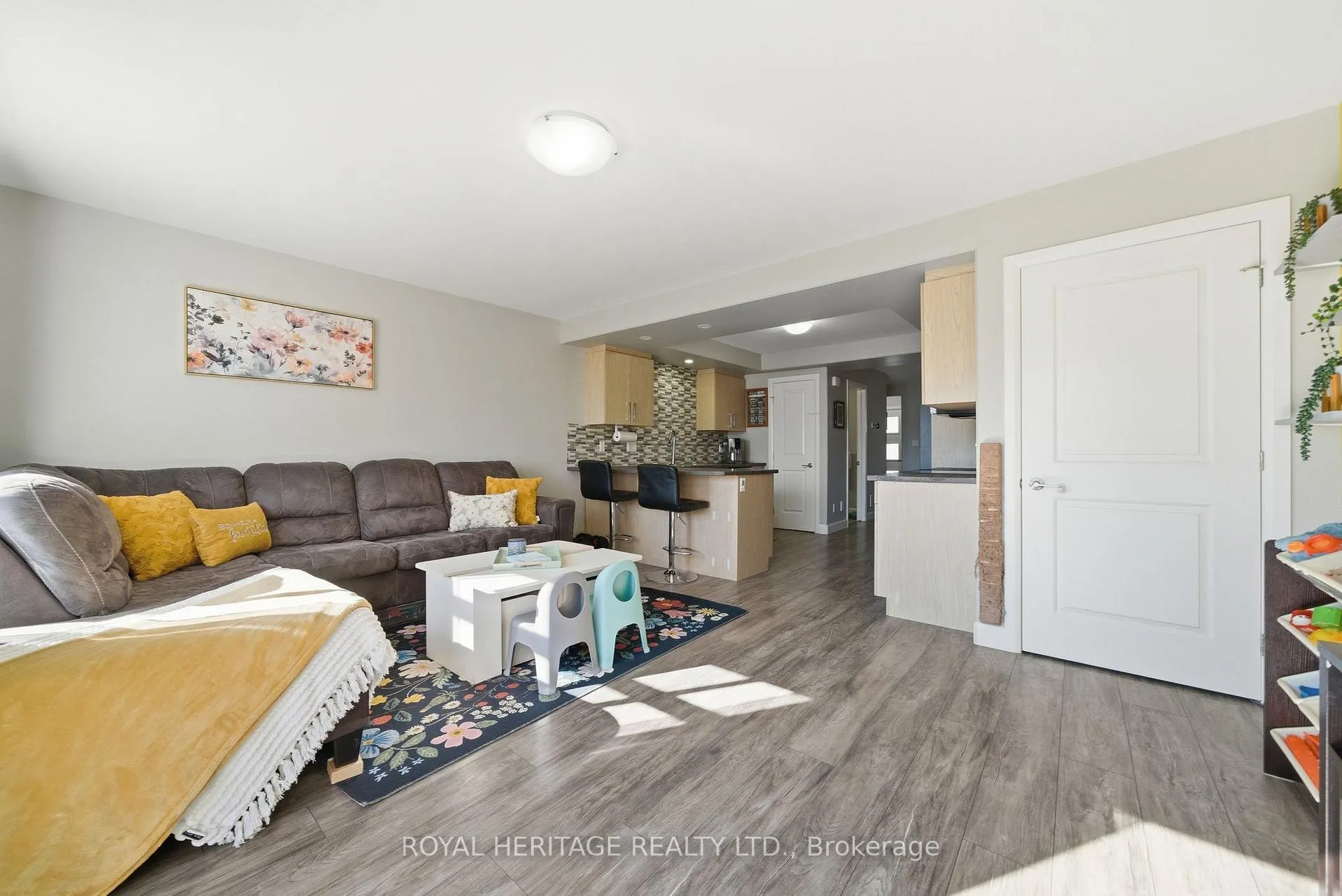 Photo 17 of 33 Dewal Place, Belleville, Belleville Ward — HOMEH