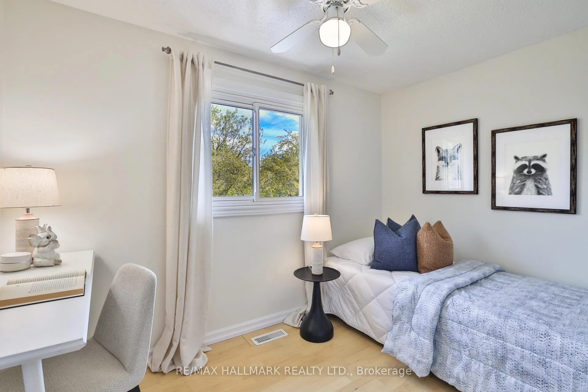 Photo 16 of 192 Martindale Crescent, Brampton, Brampton West — HOMEH