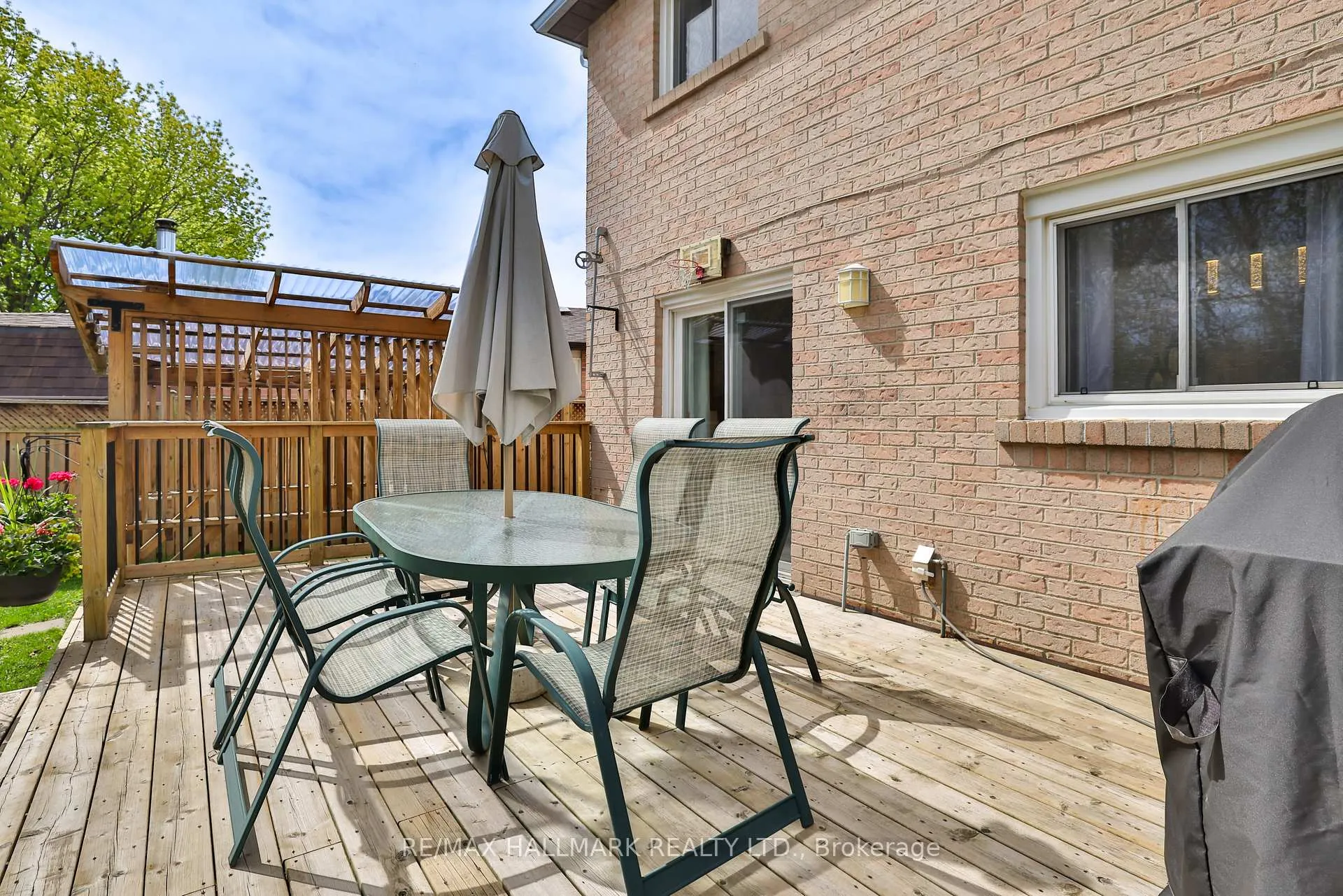 Photo 22 of 192 Martindale Crescent, Brampton, Brampton West — HOMEH